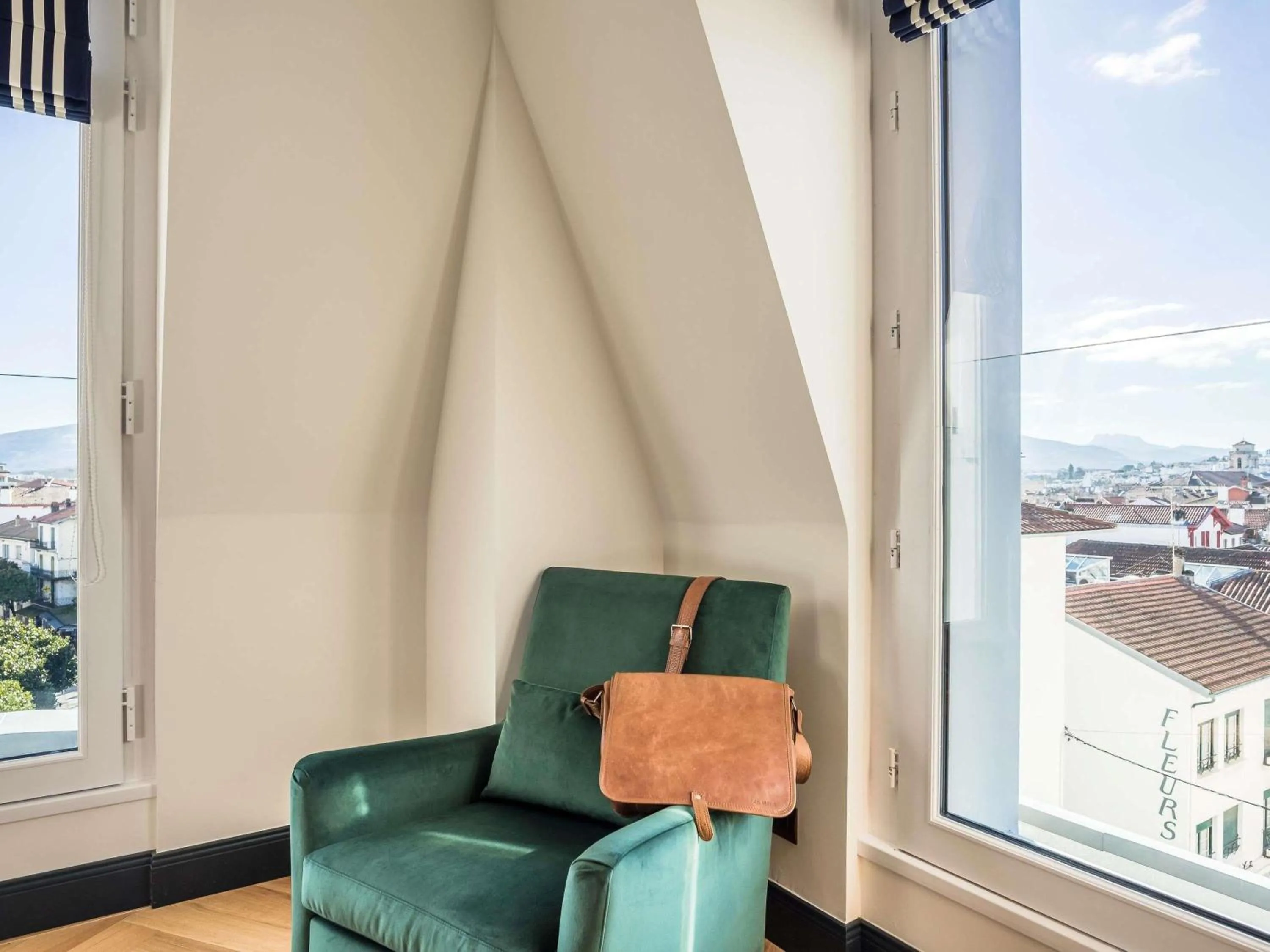 Bedroom in MADISON Saint Jean de Luz - Handwritten Collection