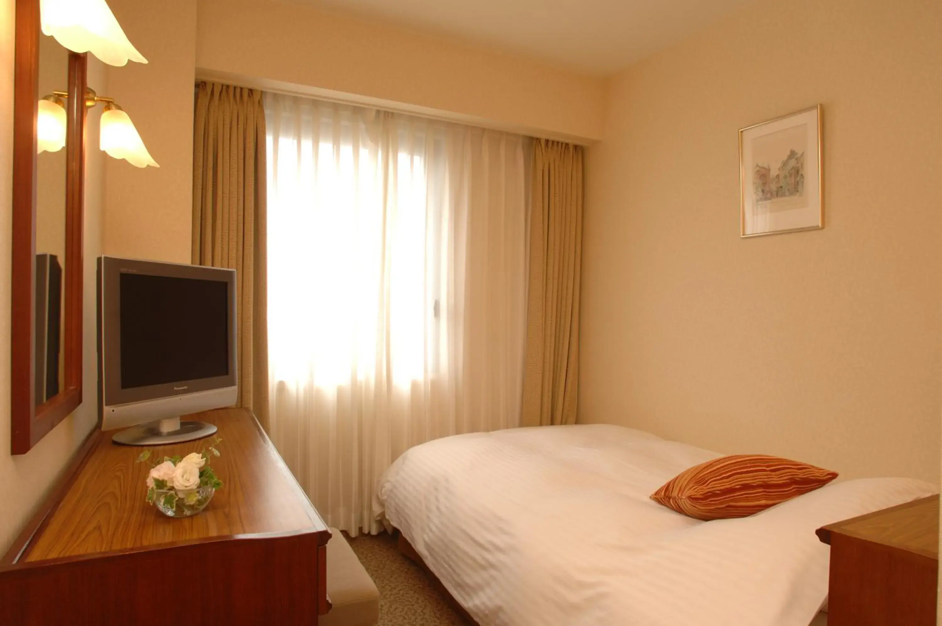 Bed in Grand Plaza Nakatsu Hotel Bed in Grand Plaza Nakatsu Hotel