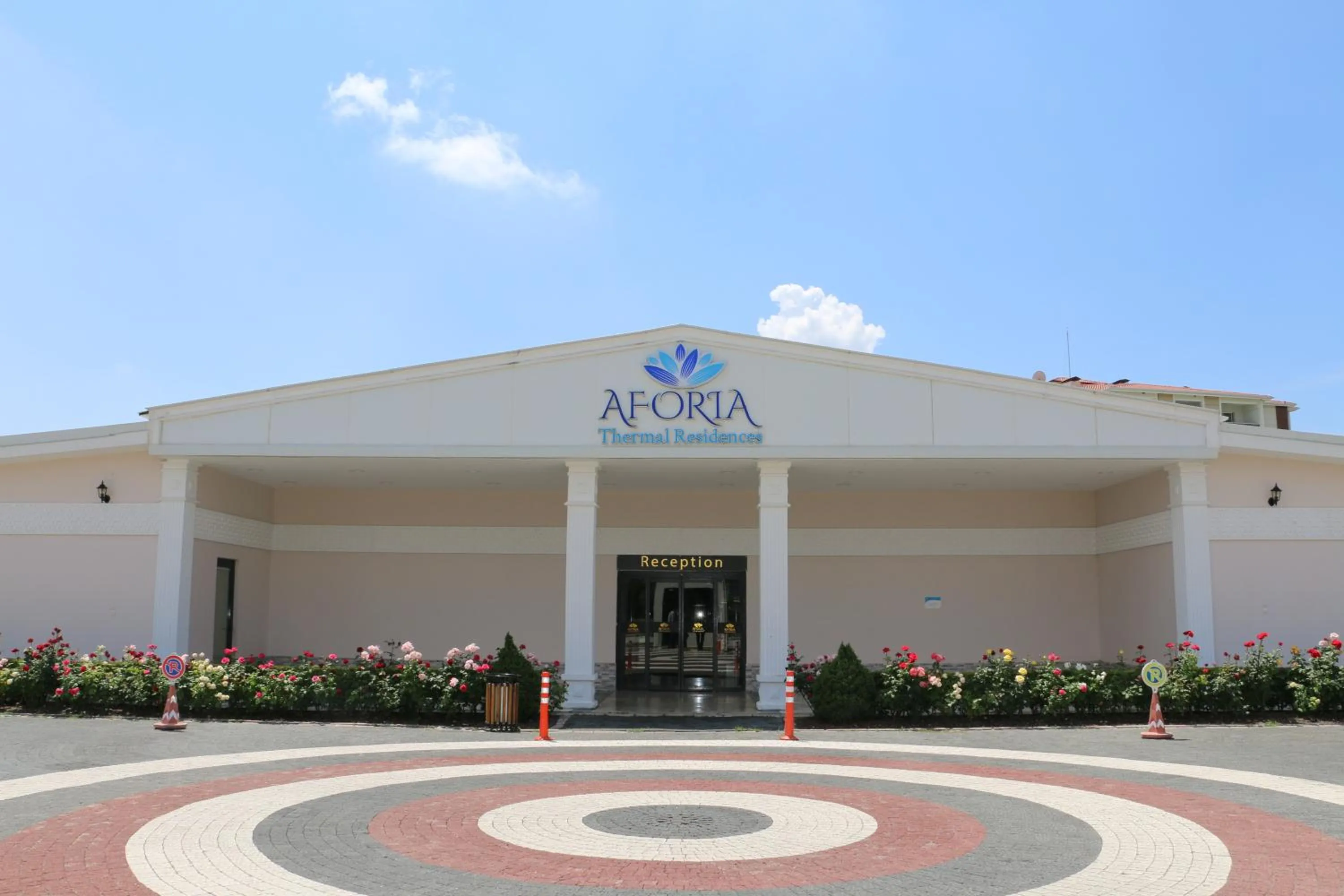 Facade/entrance in Aforia Thermal Residences