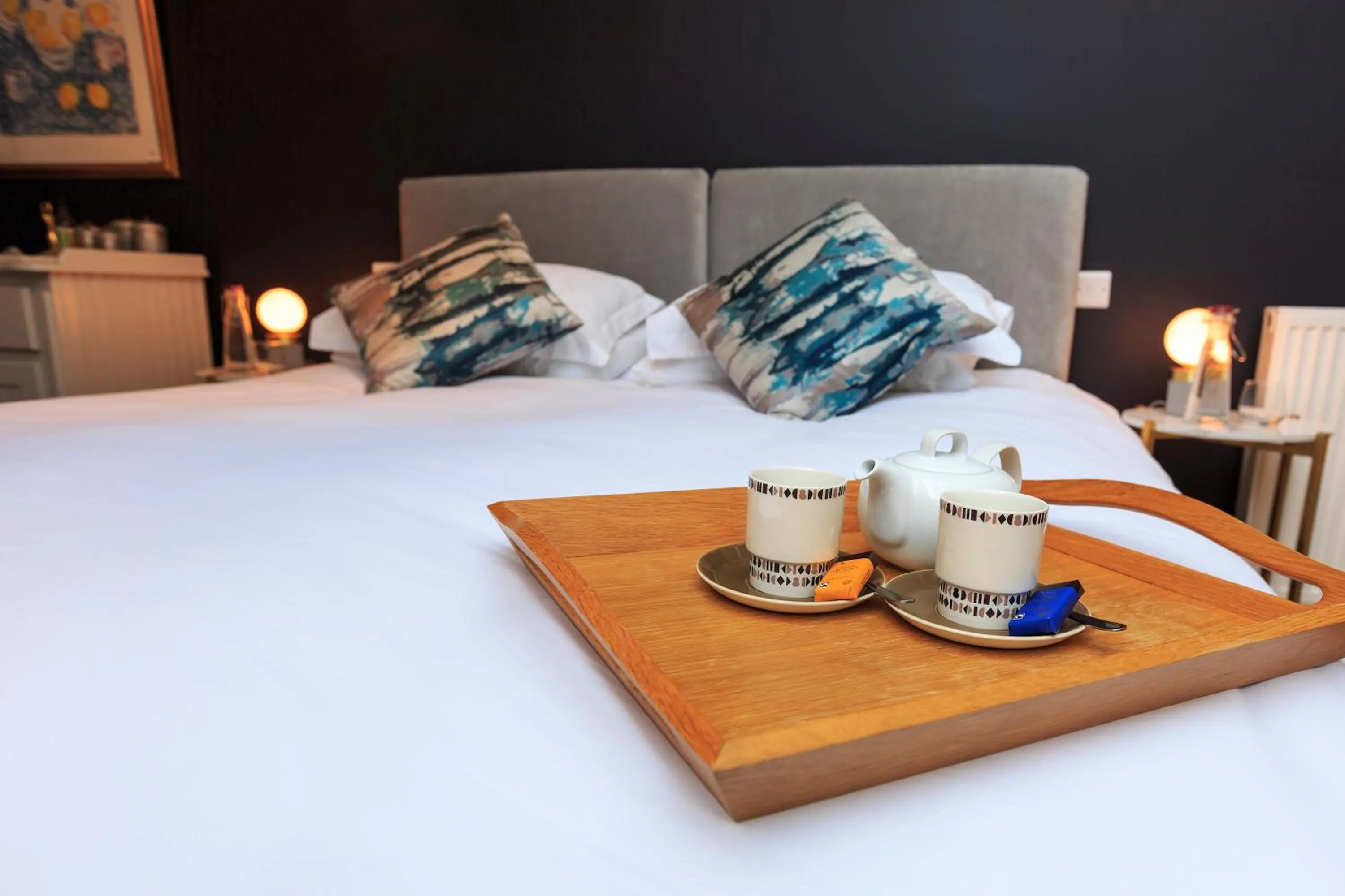 Bed in The Studio at Maspie House