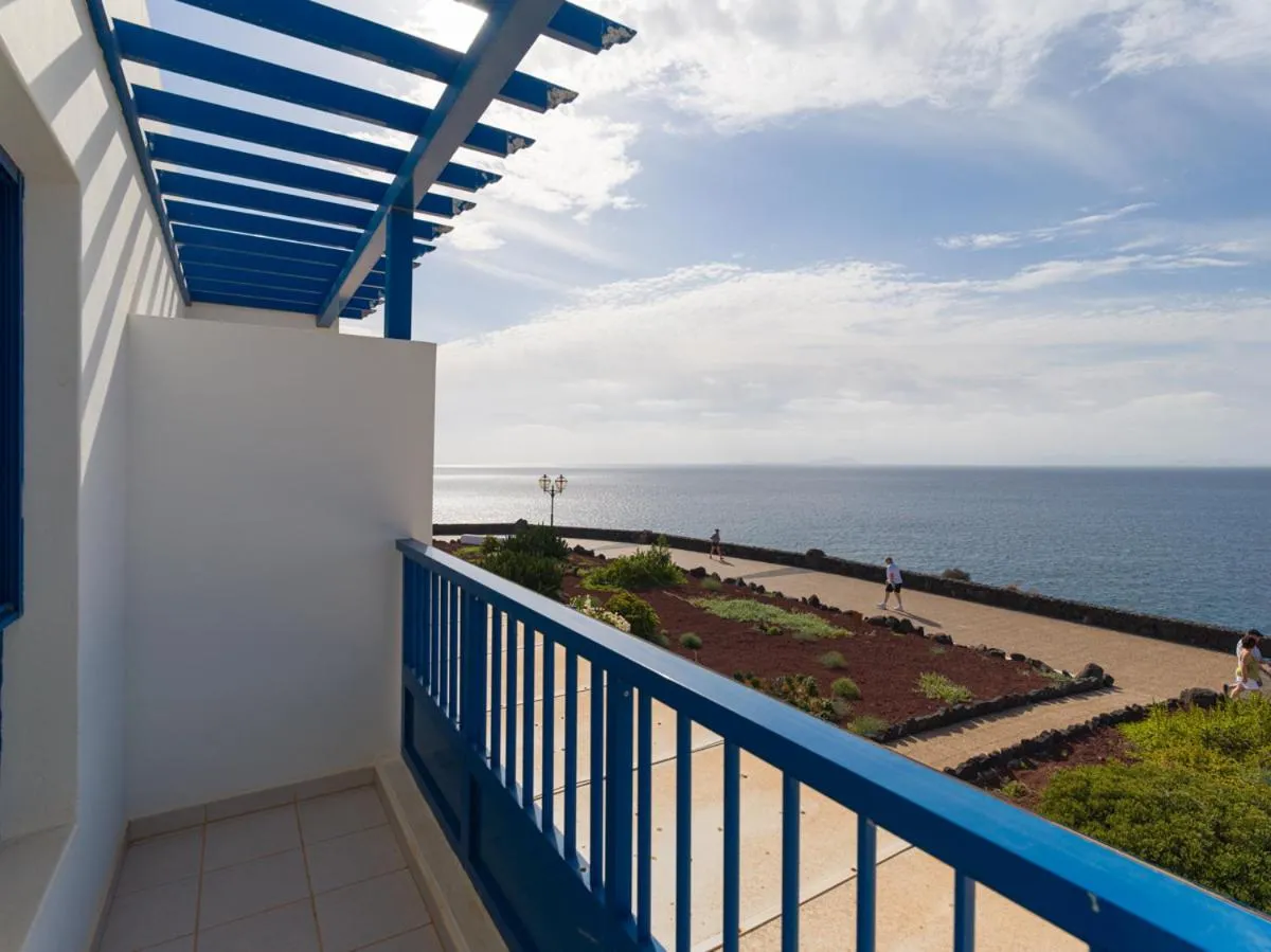 Las Moreras Playa Blanca