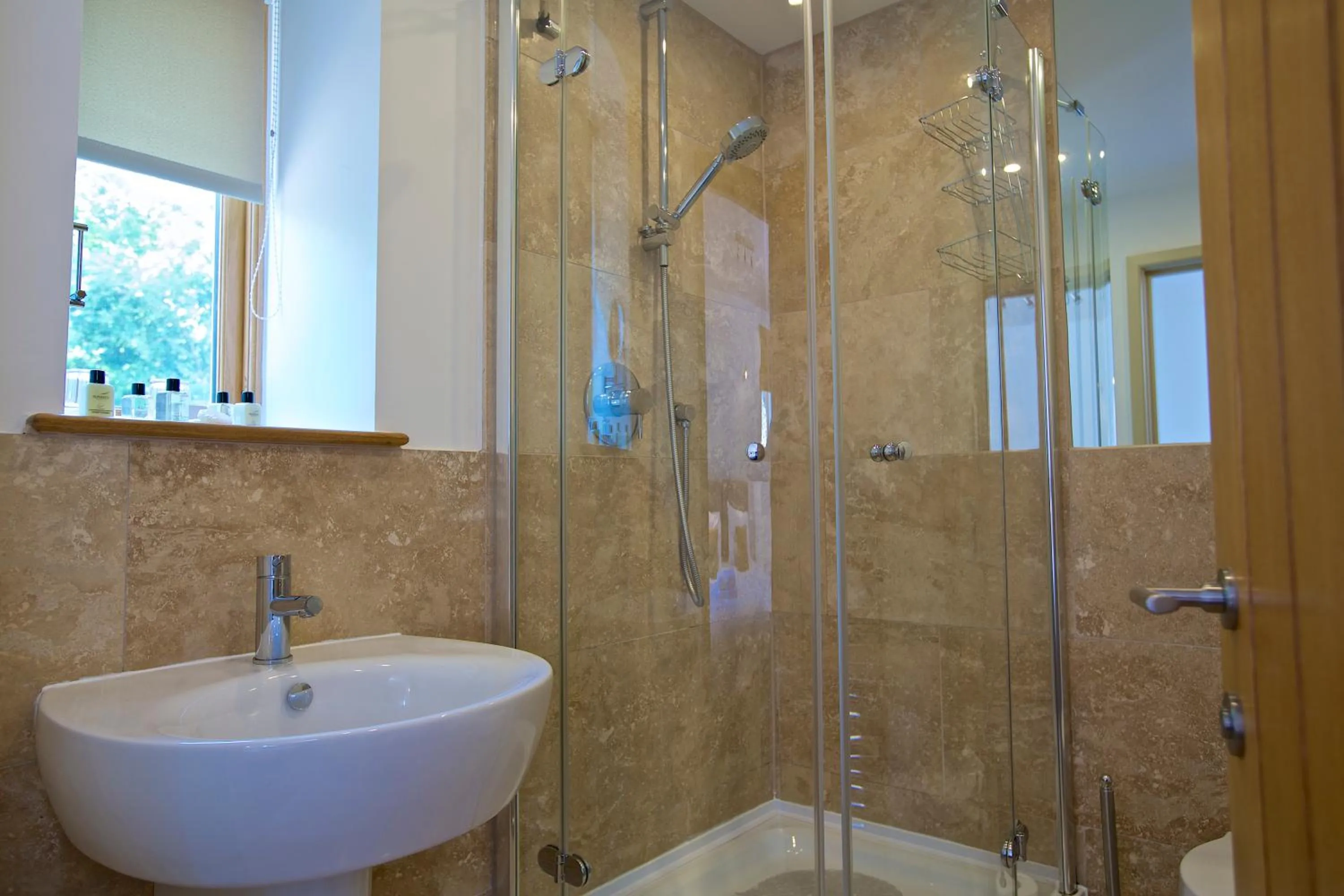 Bathroom in Dartmouth Green Lodges
