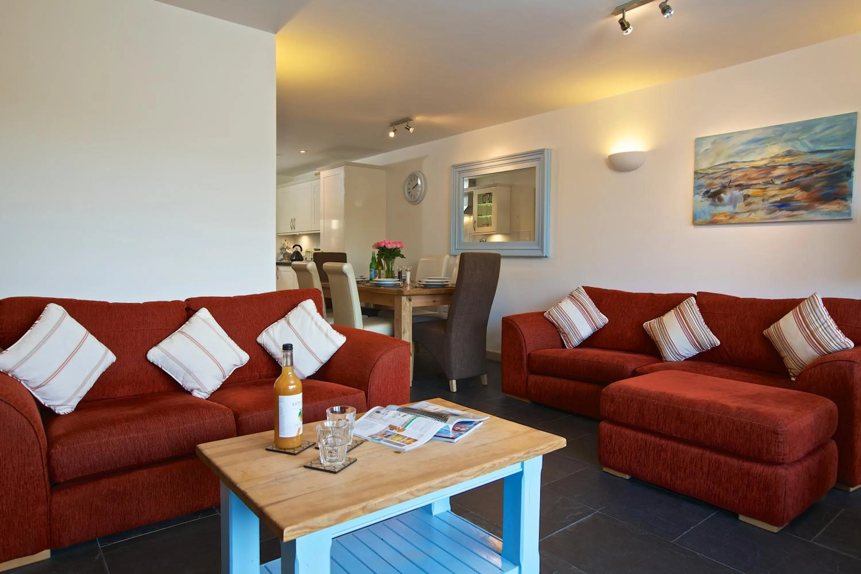 Communal lounge/ TV room in Dartmouth Green Lodges