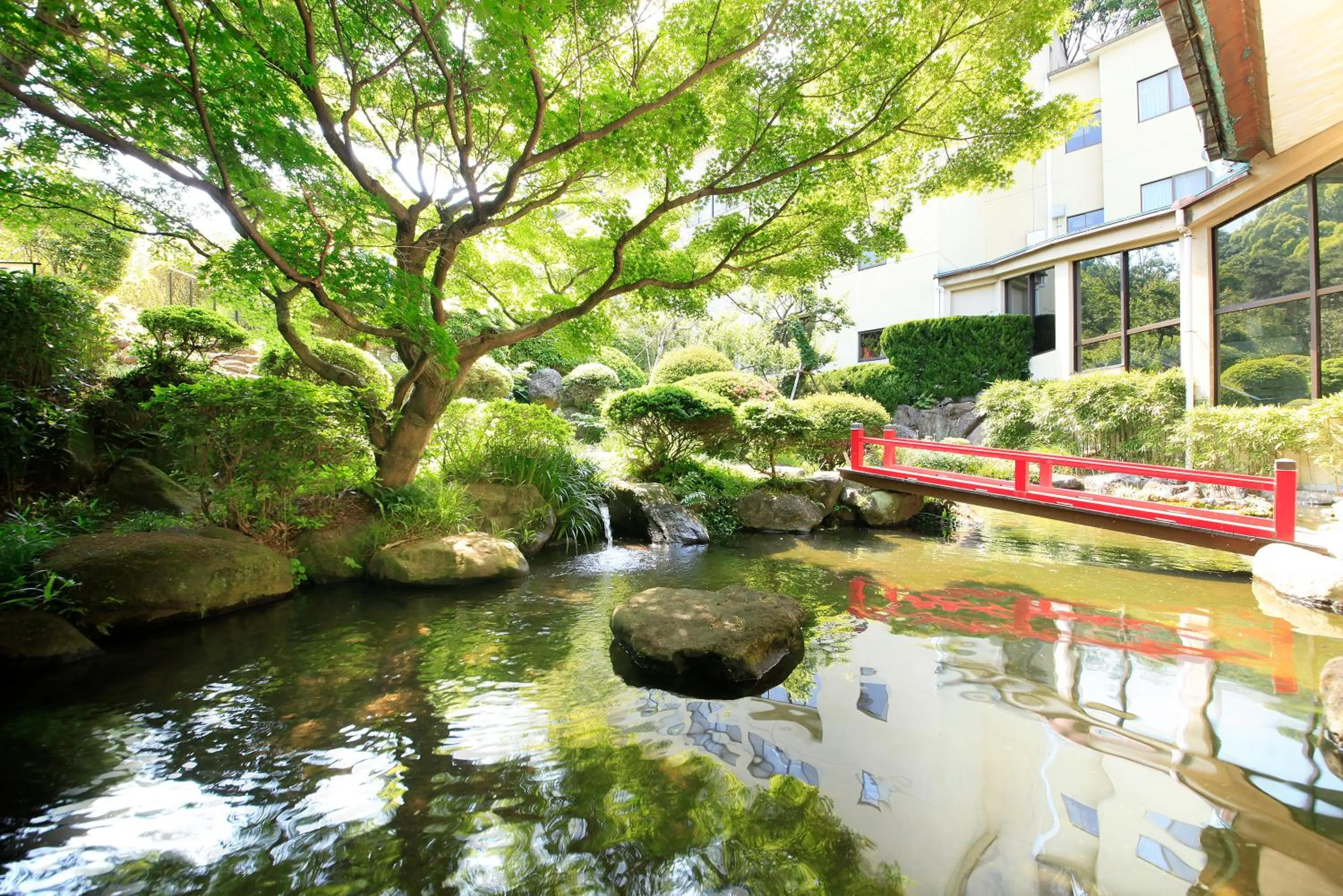 Garden in Izuajiro-onsen Shoufuen