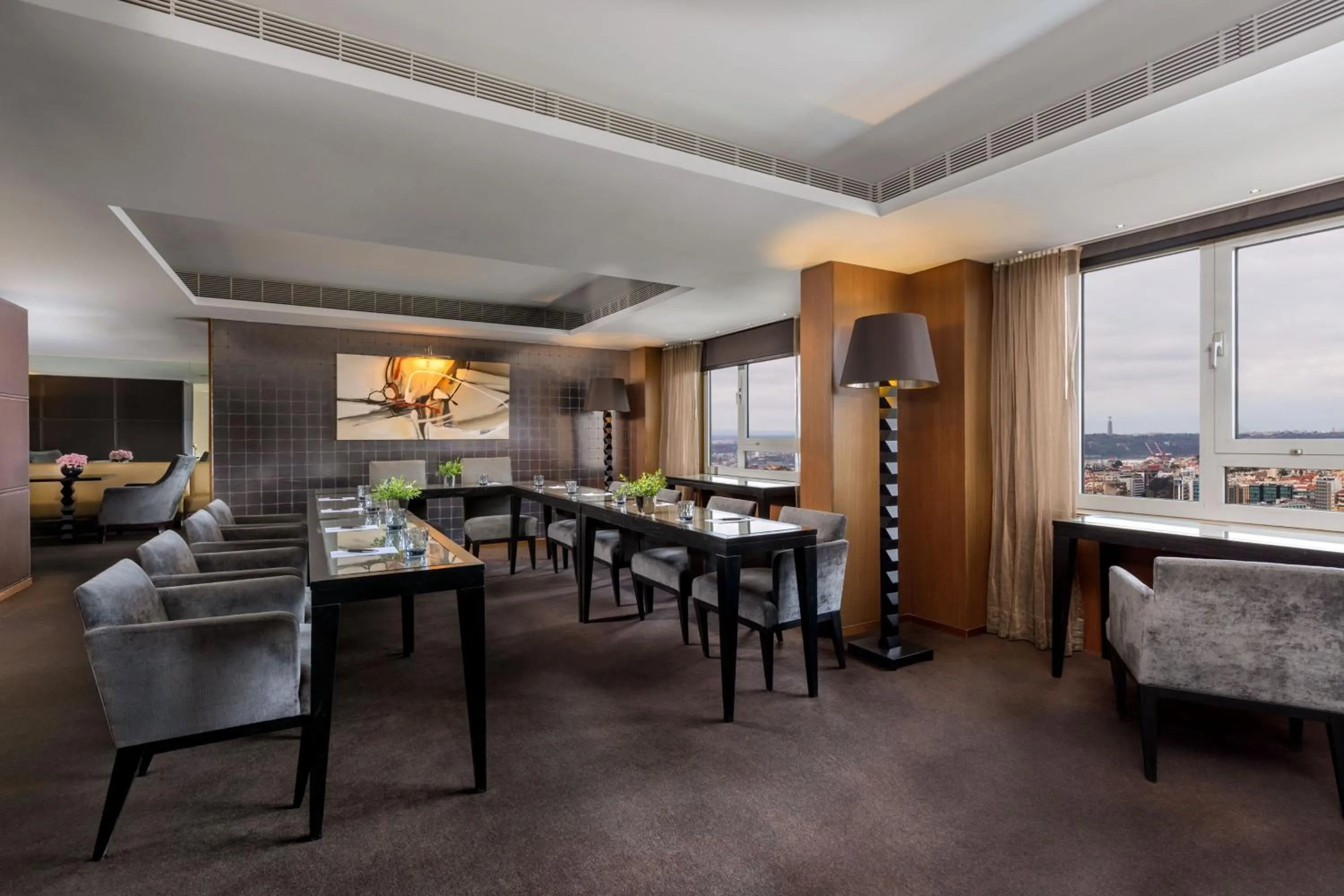 Meeting/conference room in Sheraton Lisboa Hotel & Spa