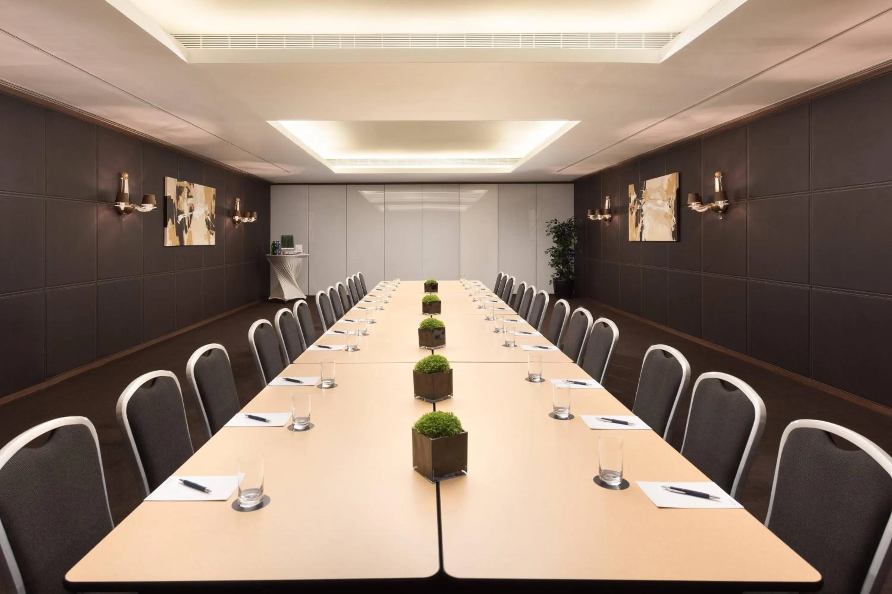 Meeting/conference room in Sheraton Lisboa Hotel & Spa
