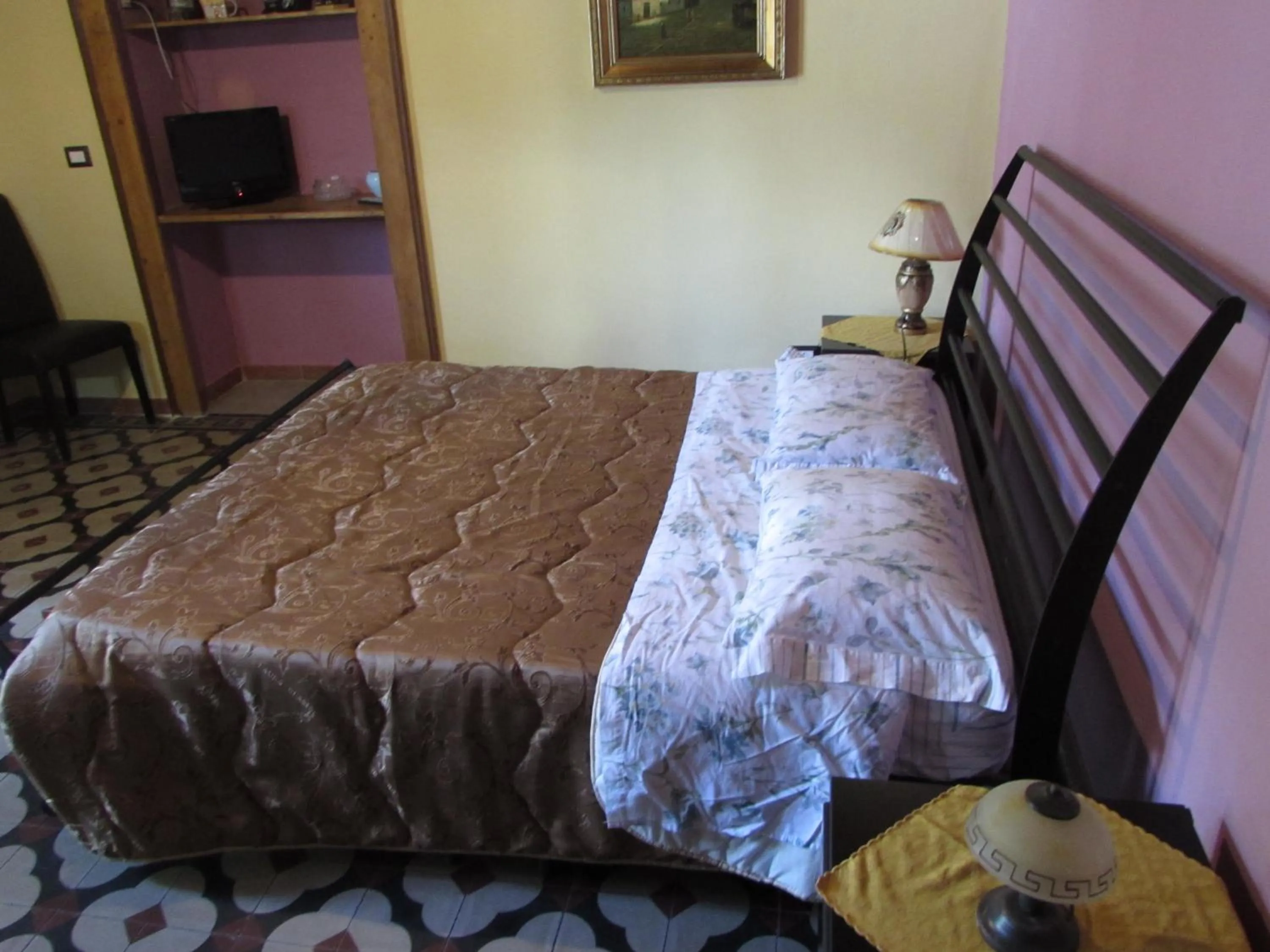 Photo of the whole room, Bed in Antico Palazzo