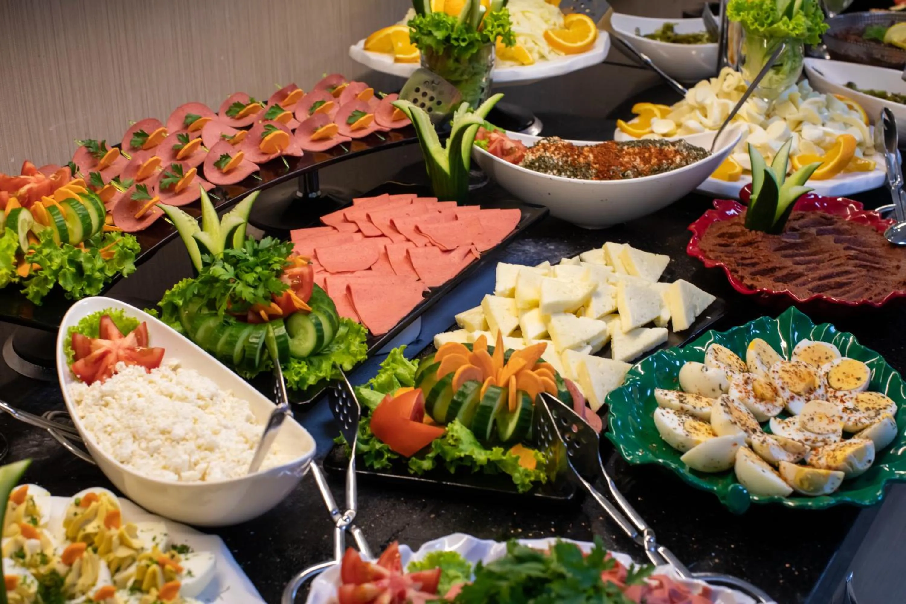 Buffet breakfast in Extenso Hotel