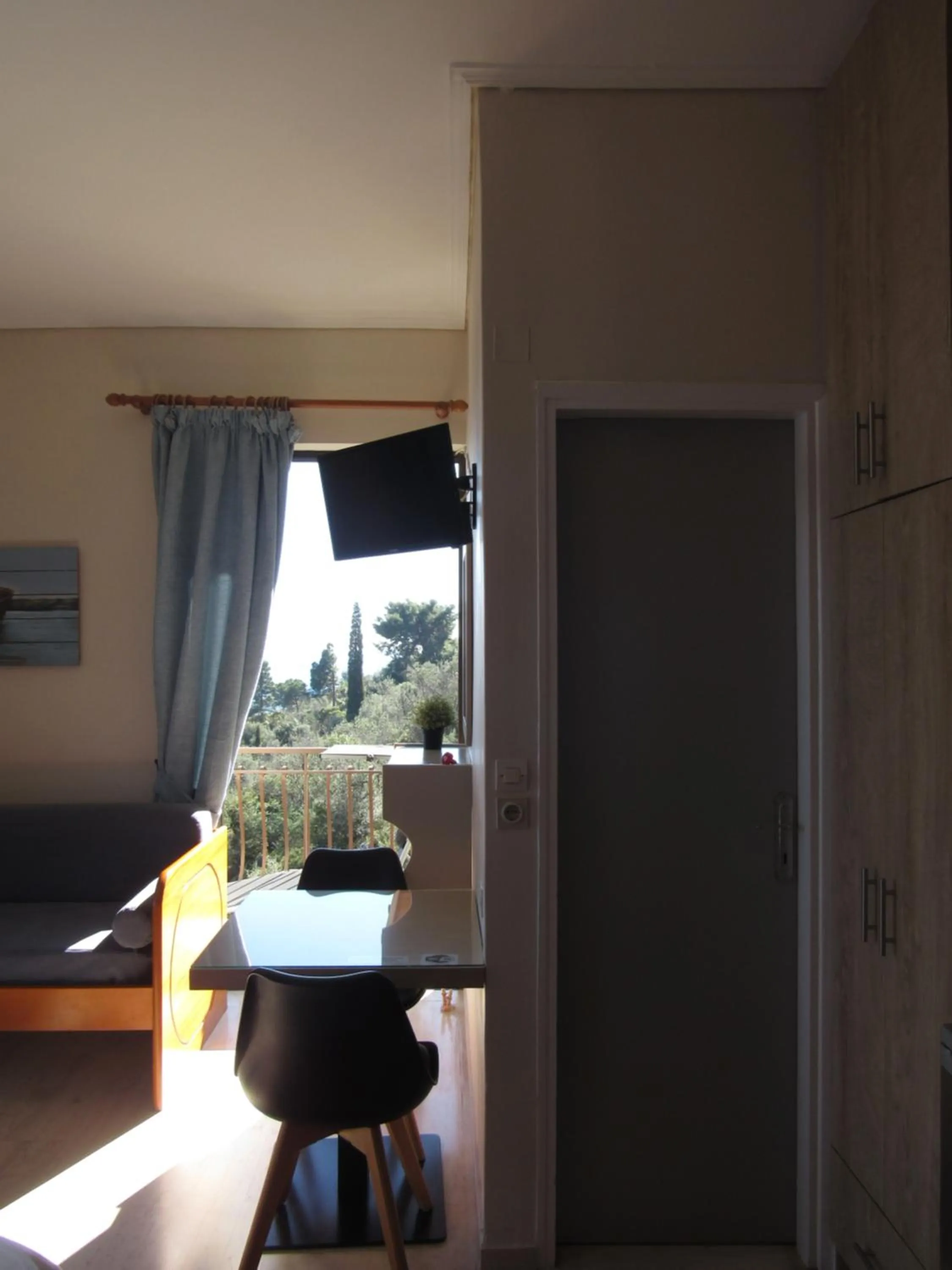 Photo of the whole room in Kallisto studios