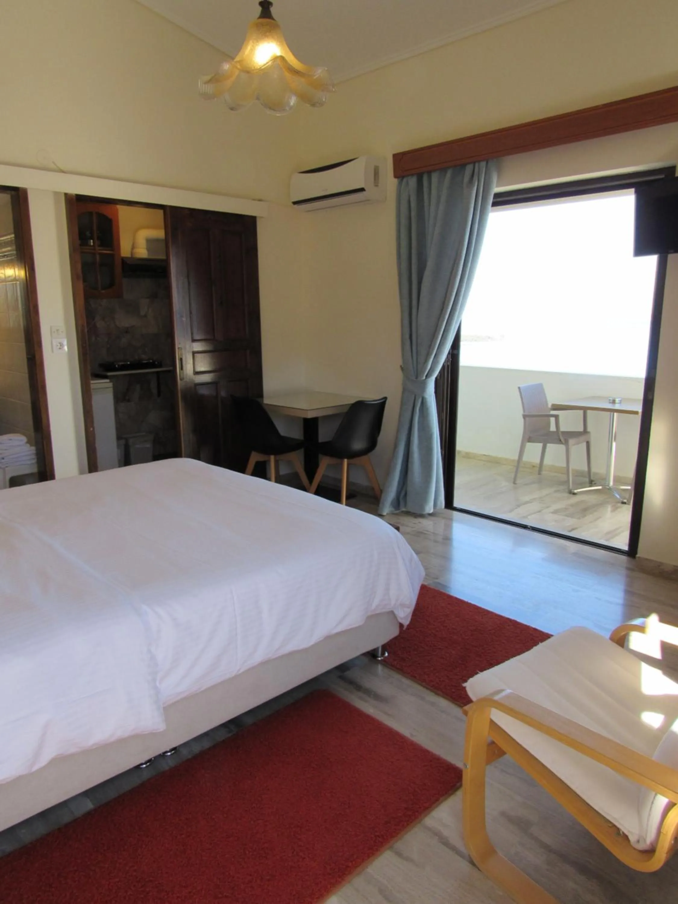 Bed in Kallisto studios