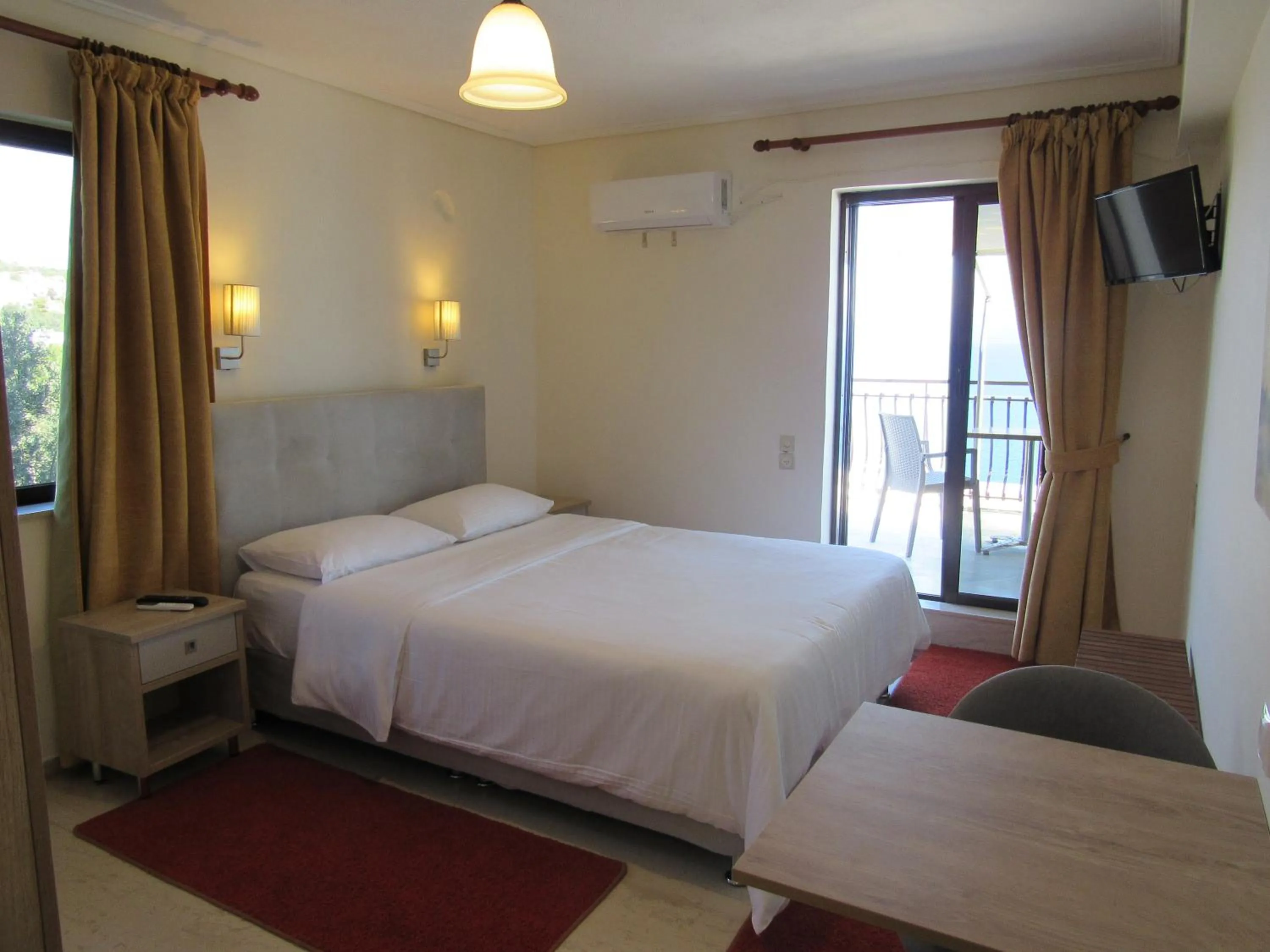 Bed in Kallisto studios