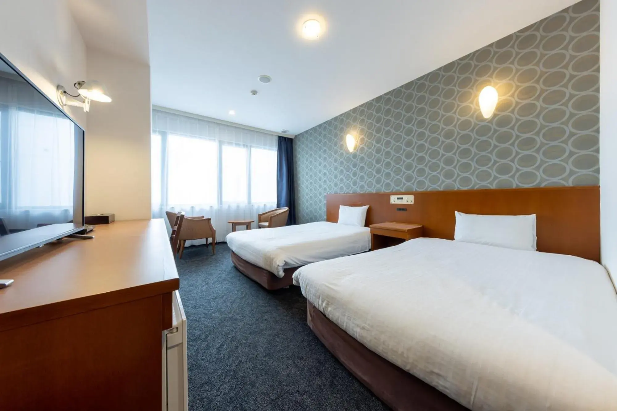 Photo of the whole room, Bed in Sun Palace Hotel Photo of the whole room, Bed in Sun Palace Hotel