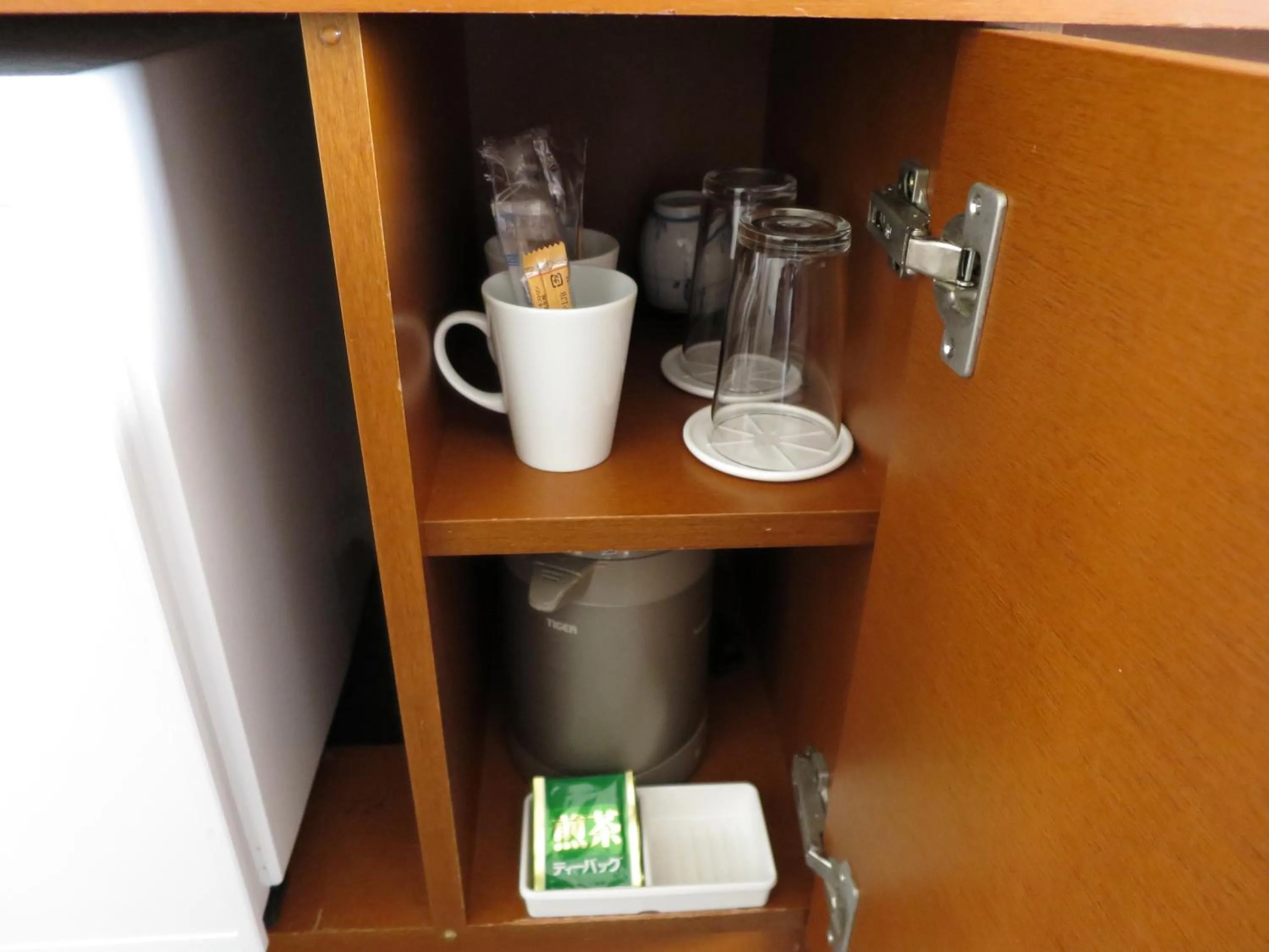 Coffee/tea facilities in Sun Palace Hotel