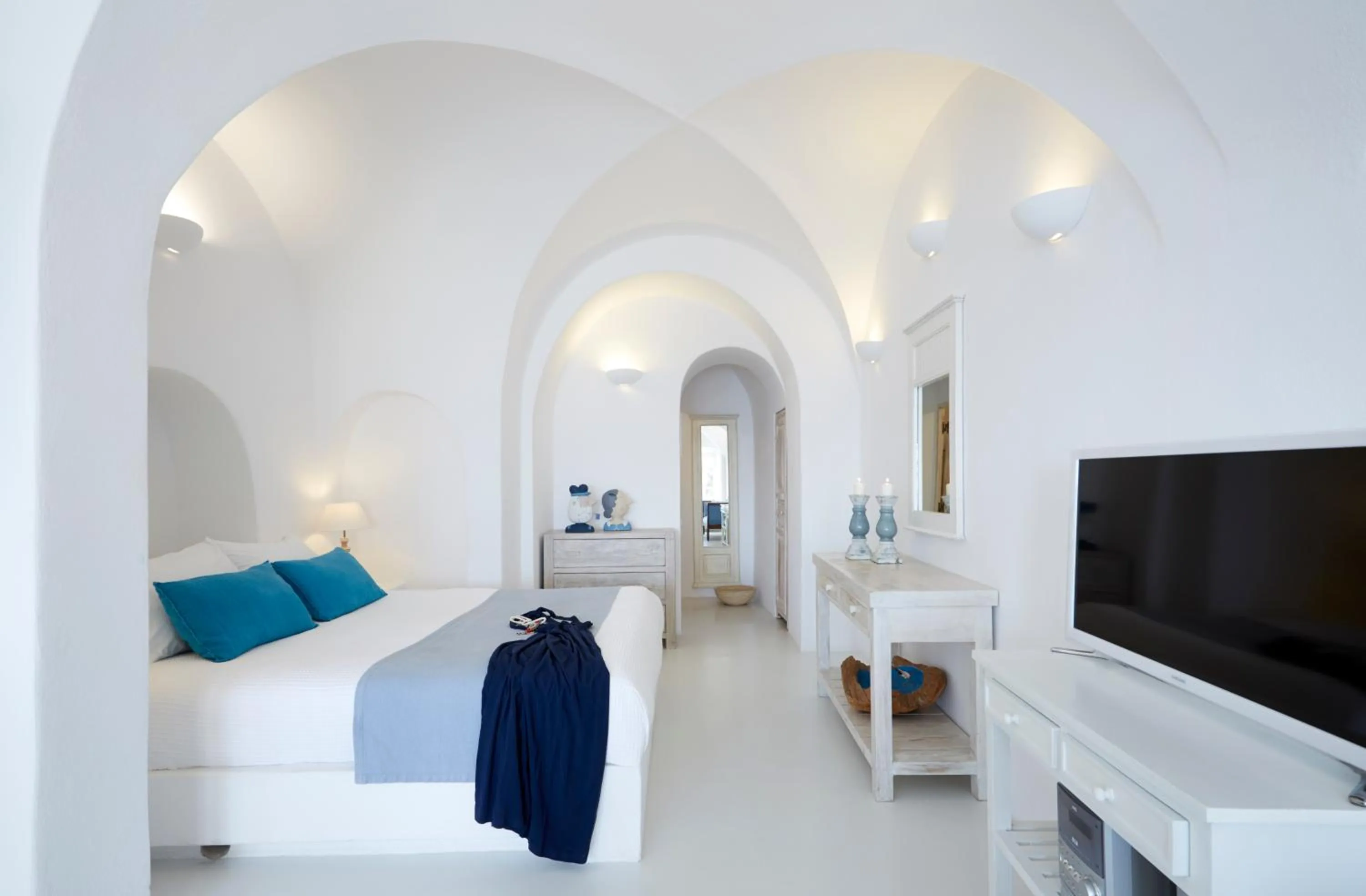 Communal lounge/ TV room in Atrina Canava 1894