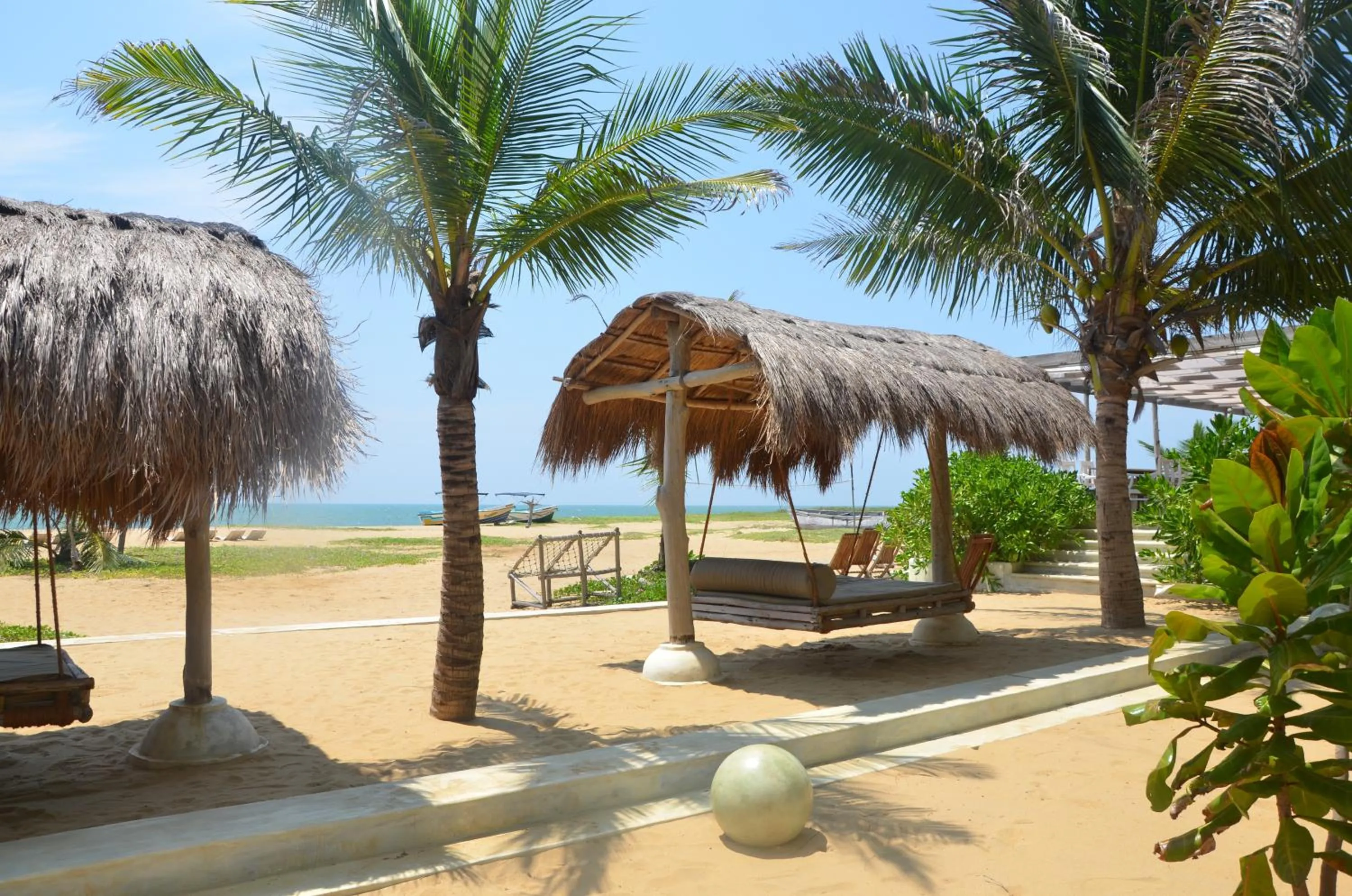 Day in Dolphin Beach Resort