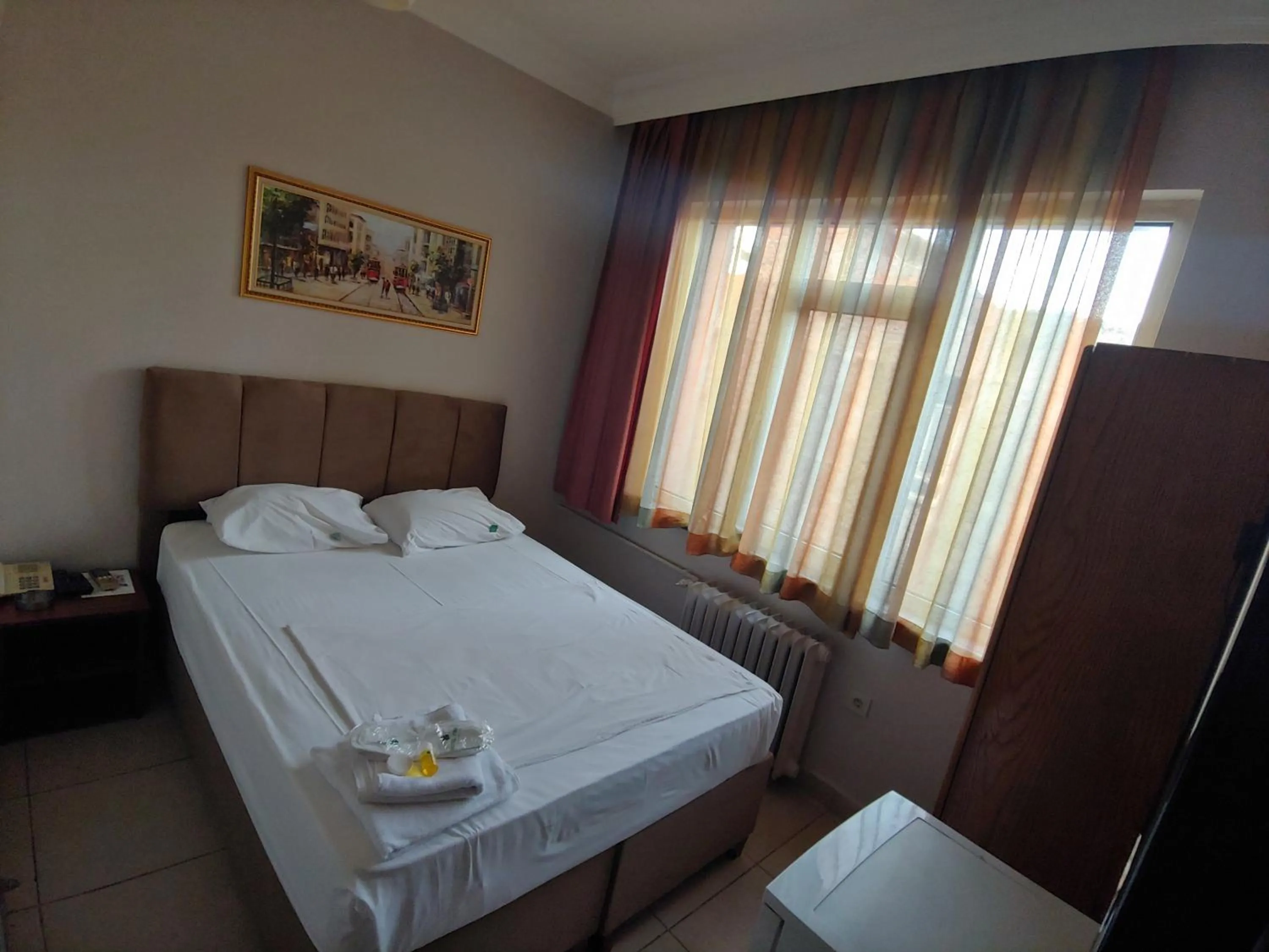 Bed in Hotel Yonca
