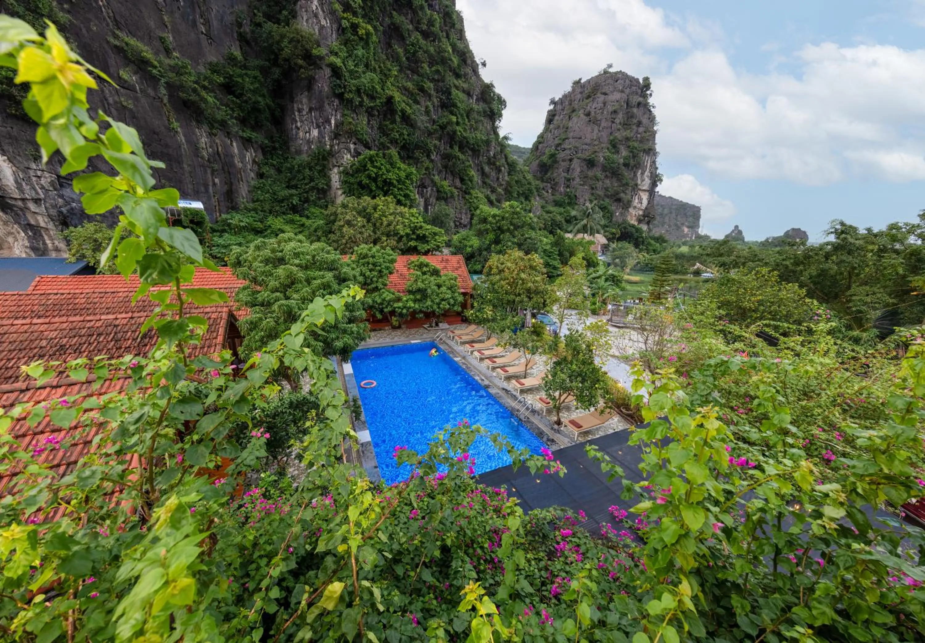 Nearby landmark in Eco Field Nest Tam Coc