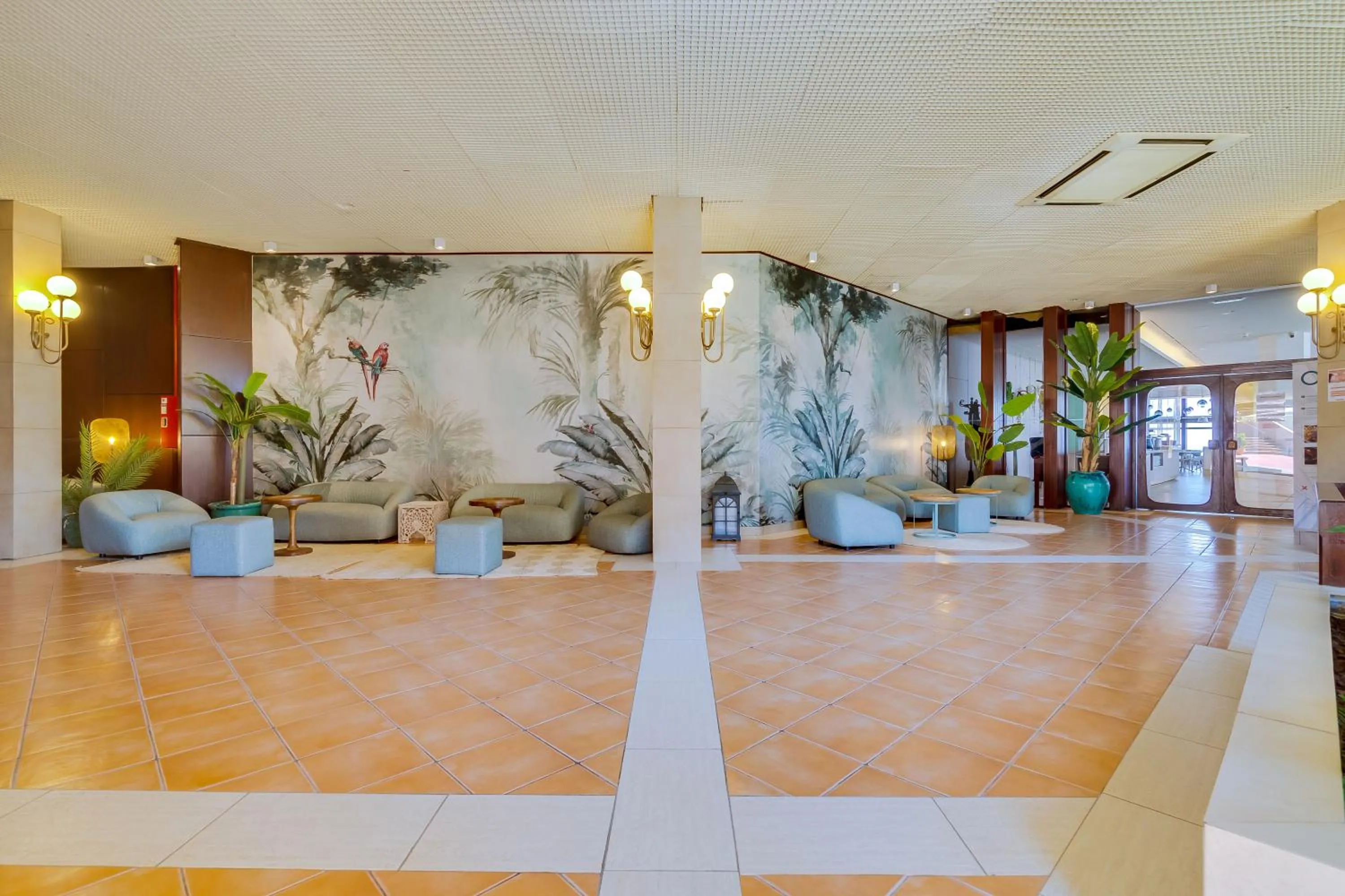 Lobby or reception in Auramar Beach Resort