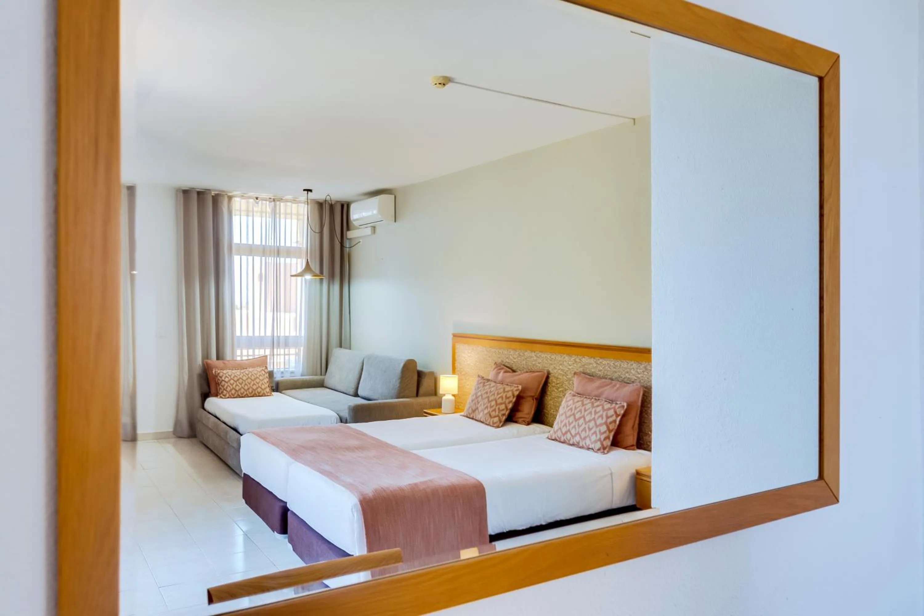 Decorative detail, Bed in Auramar Beach Resort