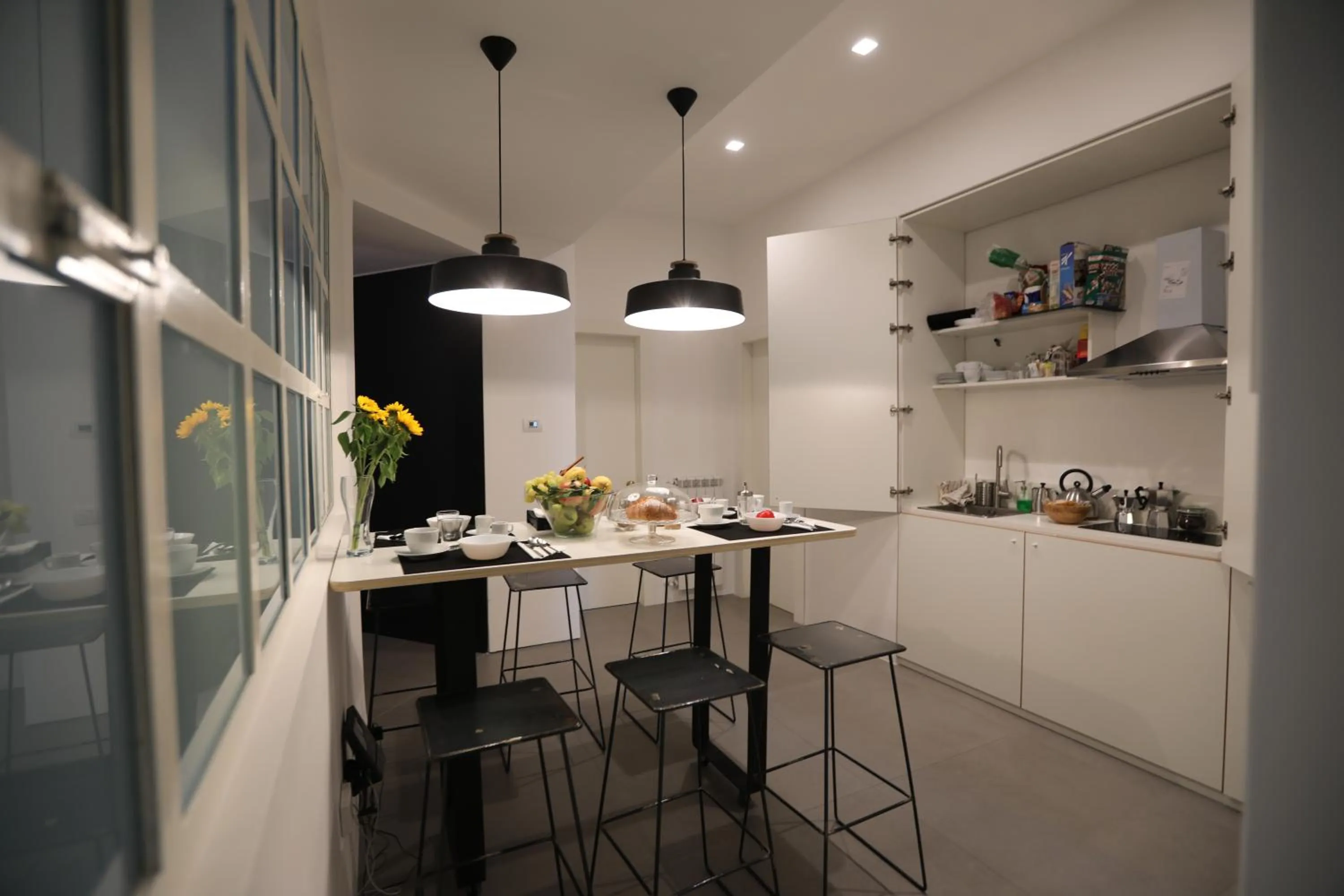 Breakfast in The Station Napoli