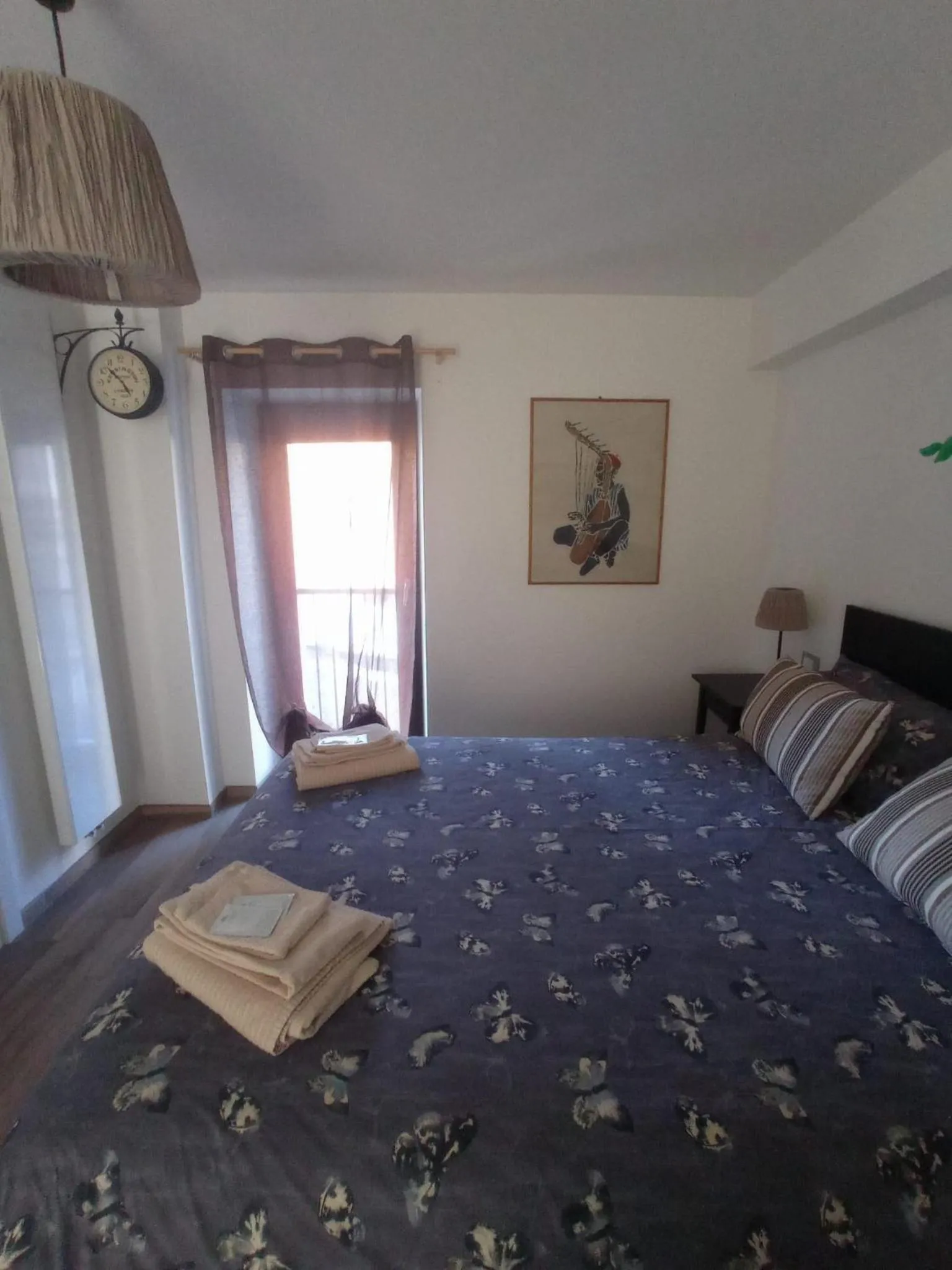 Bed in La Tana del Ghiro Locazione Turistica