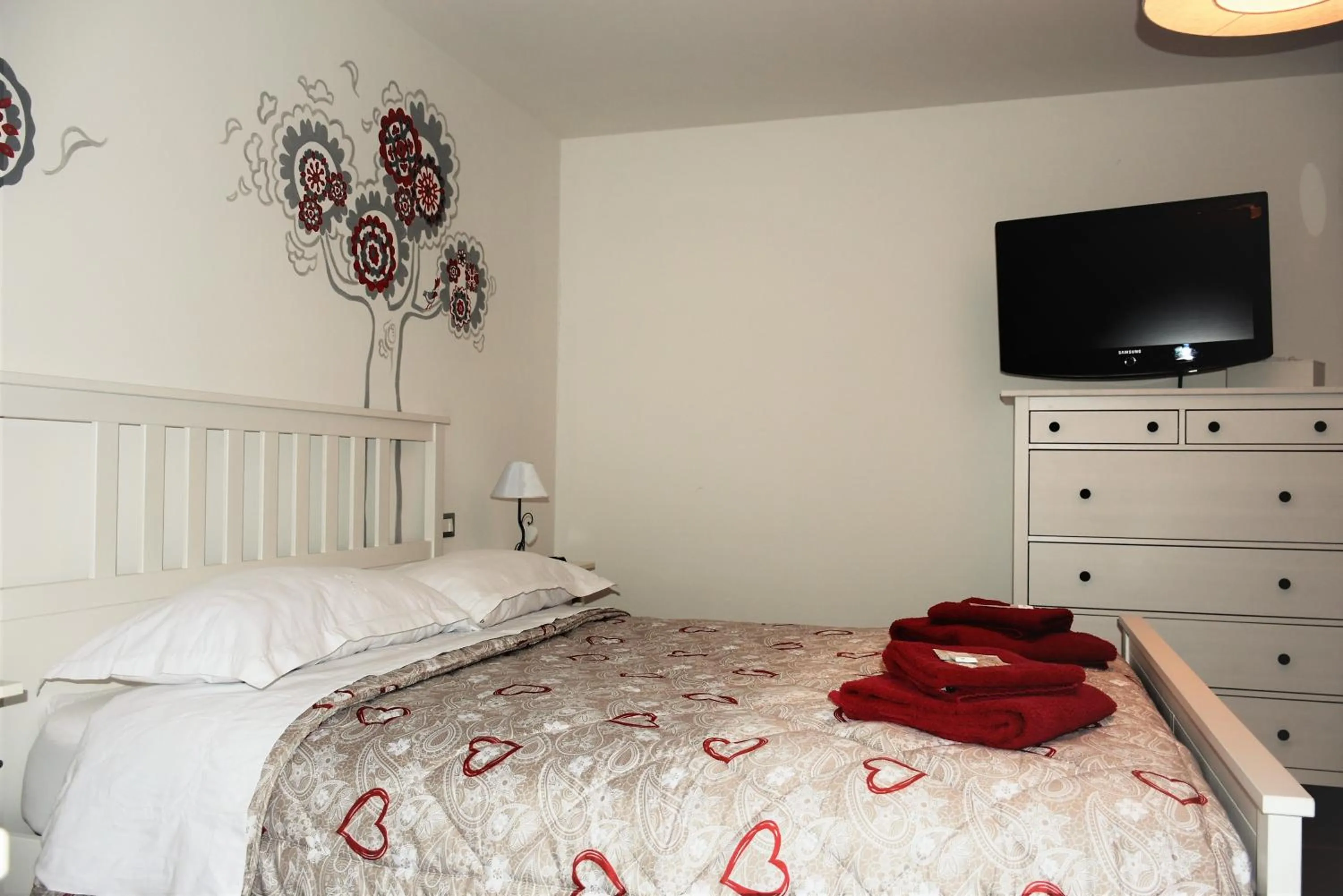 Bed in La Tana del Ghiro Locazione Turistica