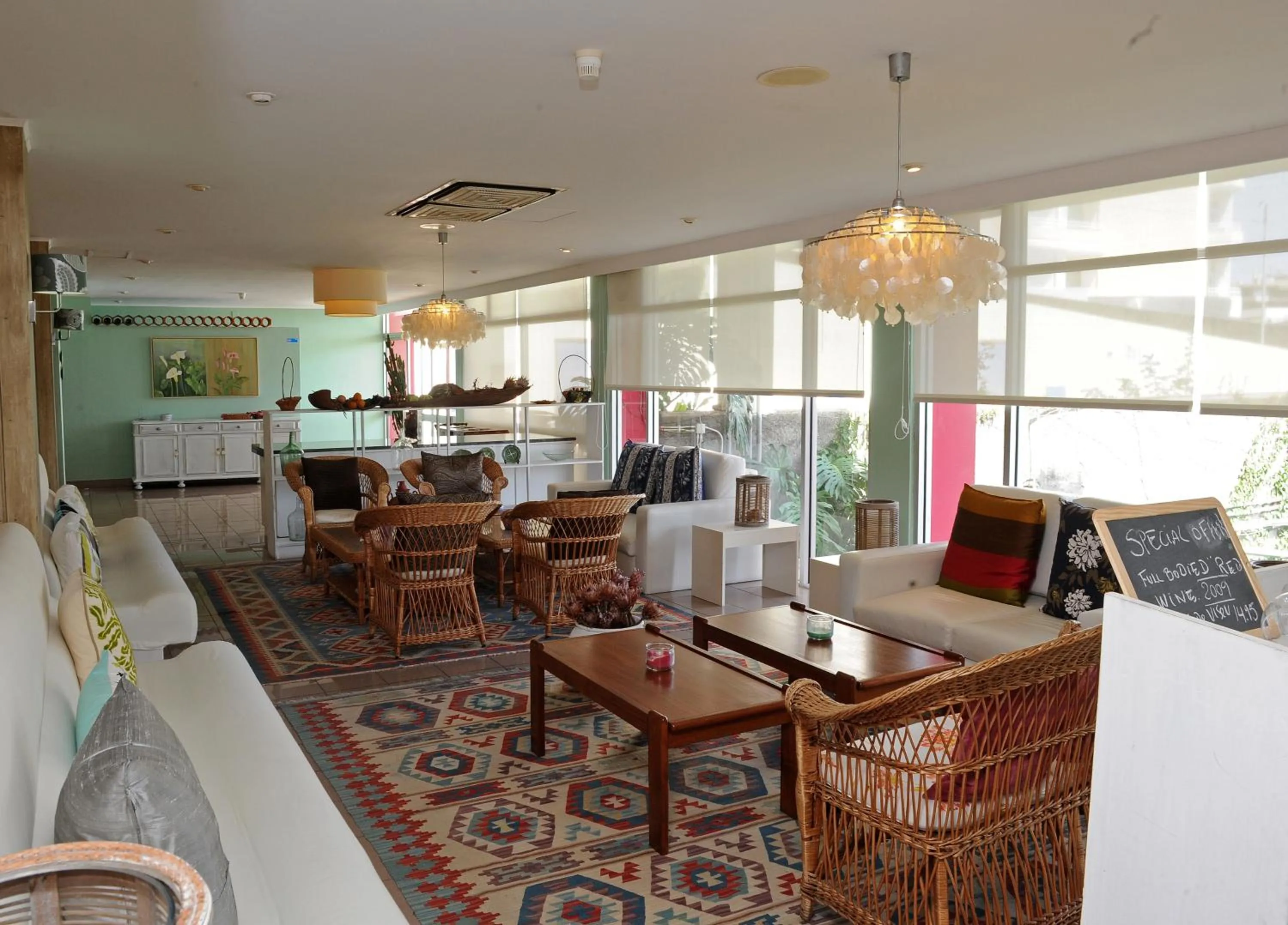 Restaurant/places to eat in Florasol Residence Hotel - Dorisol hotels