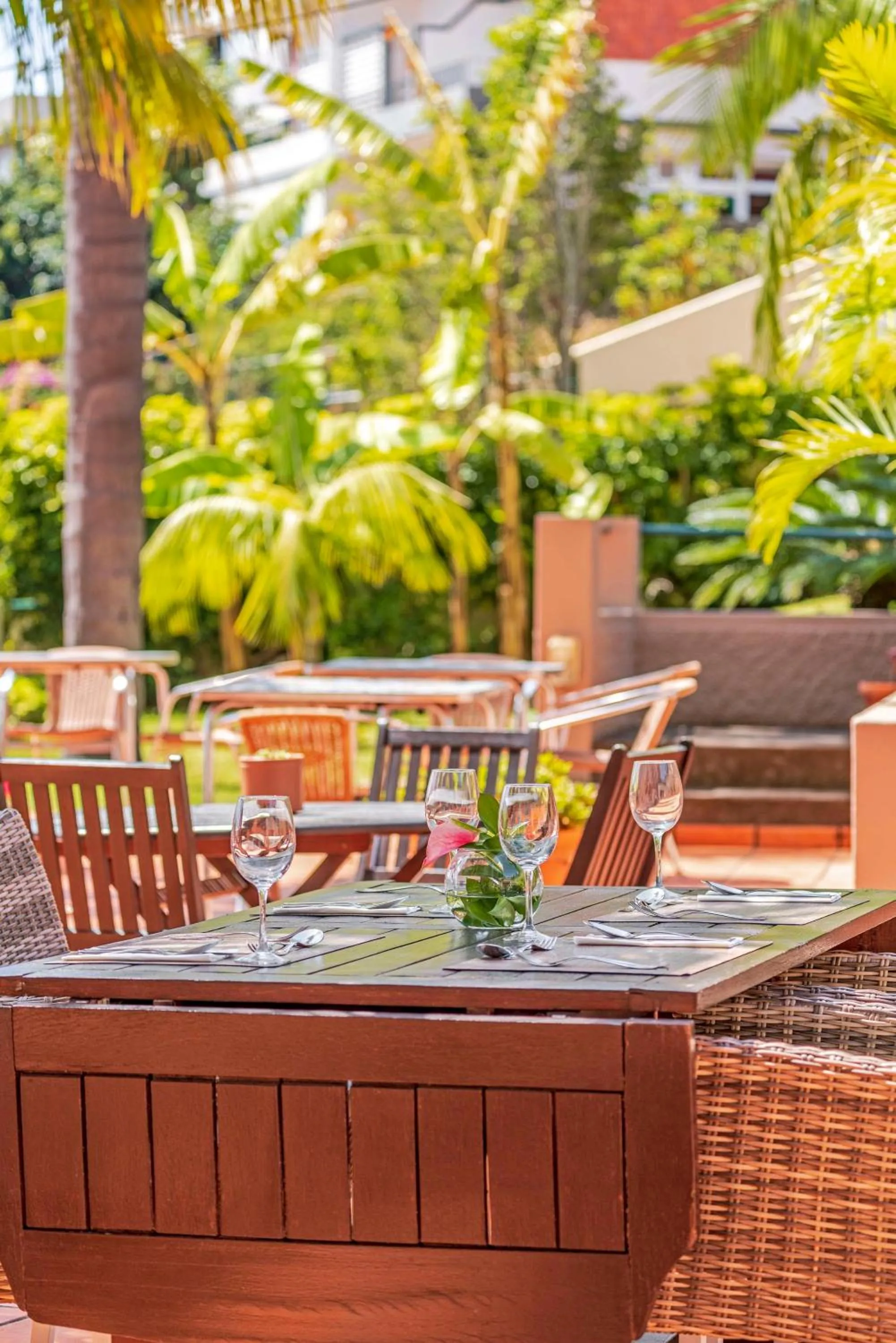 Lounge or bar in Florasol Residence Hotel - Dorisol hotels