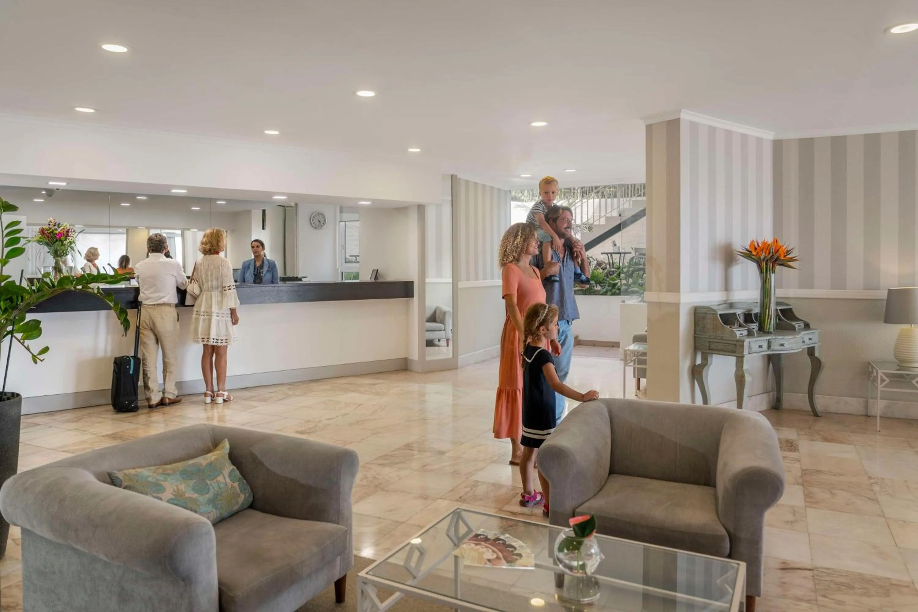 Lobby or reception in Florasol Residence Hotel - Dorisol hotels