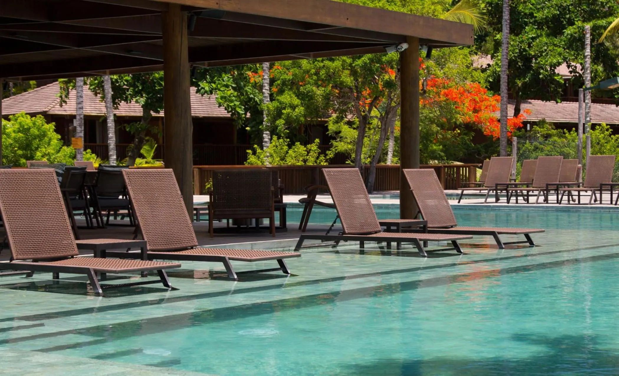 Swimming pool in Kûara Hotel