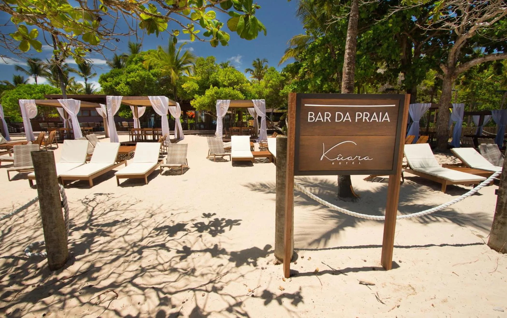 Lounge or bar in Kûara Hotel