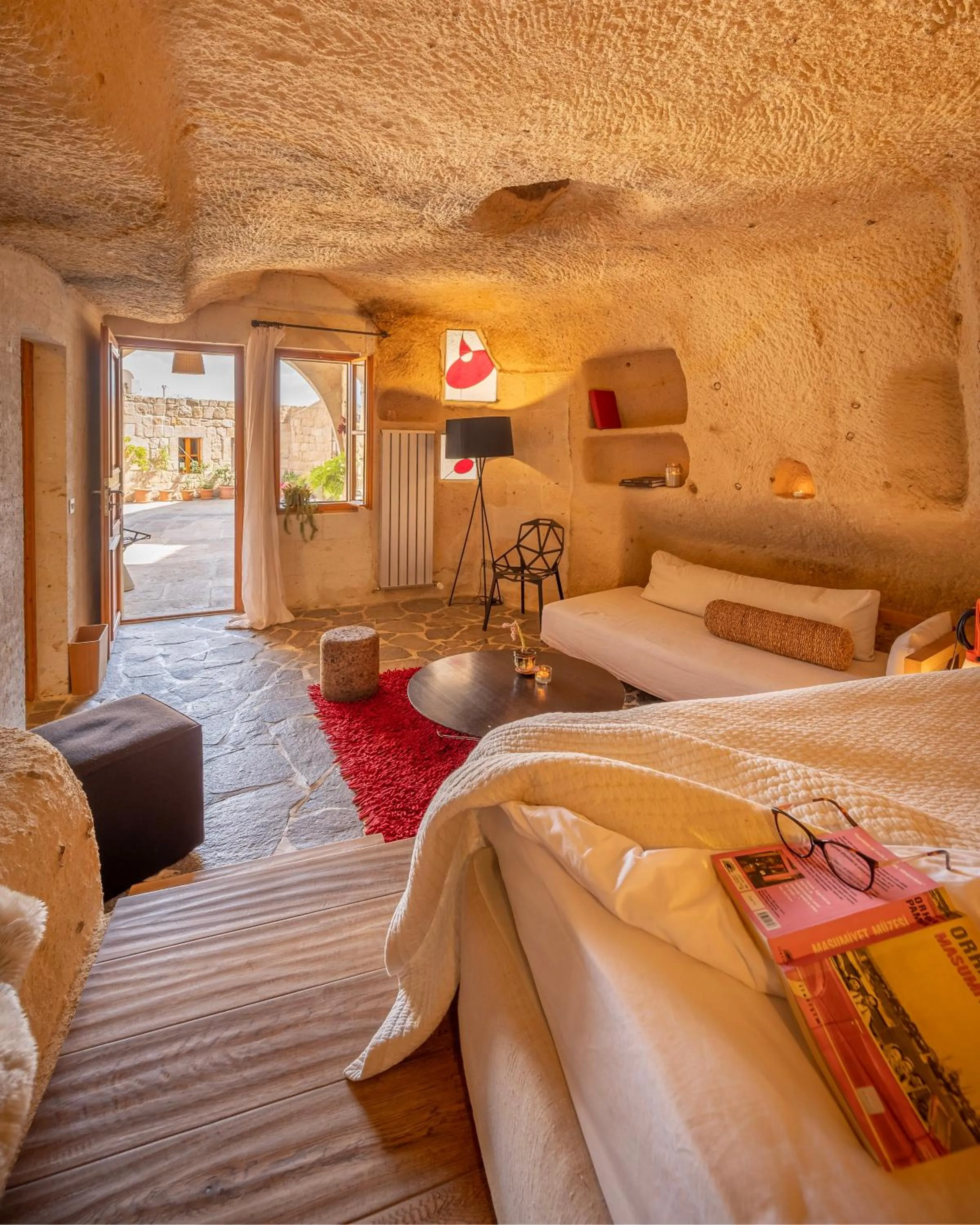 Seating area, Bed in Serinn House