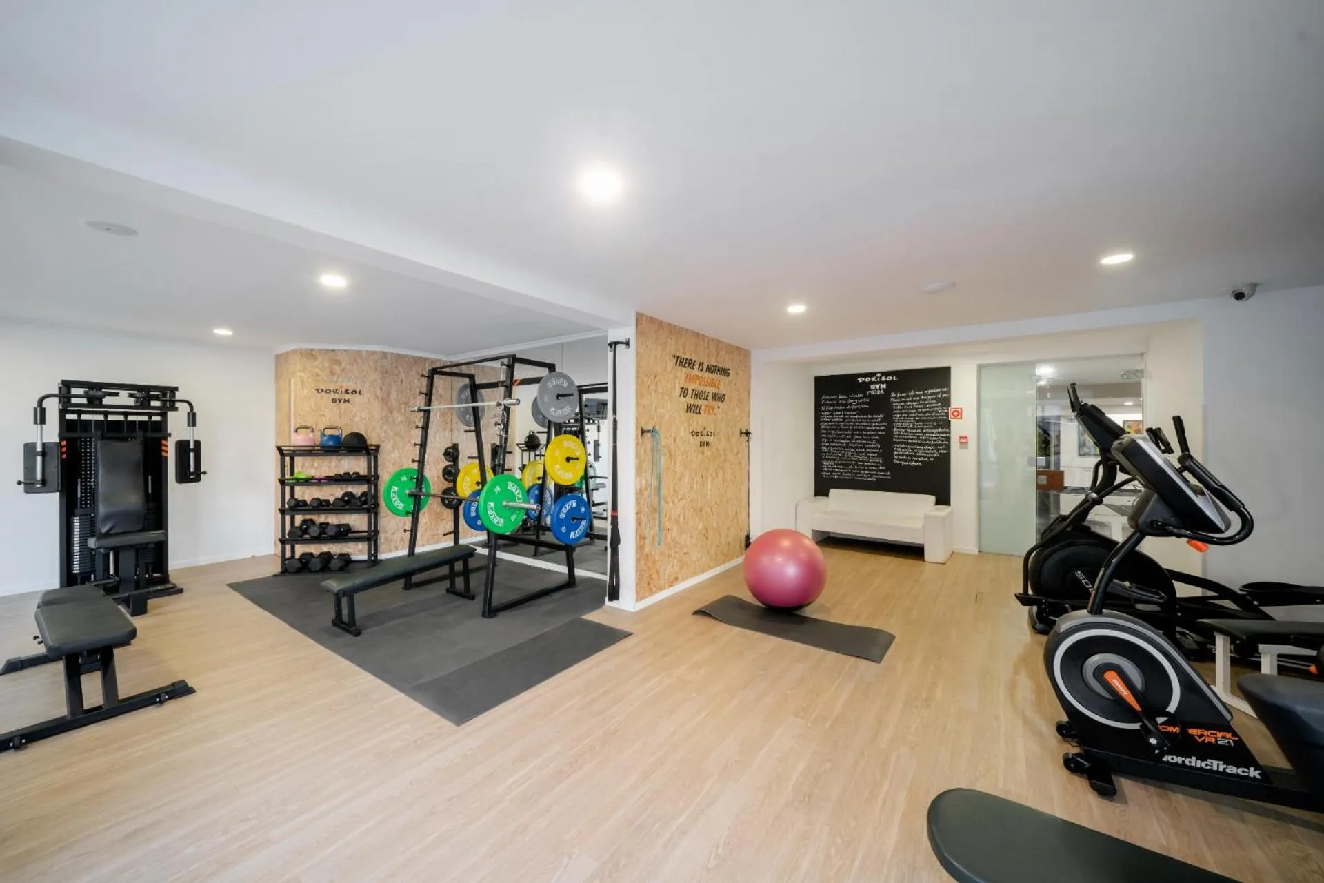 Fitness centre/facilities in Dorisol Buganvilia Studio Hotel