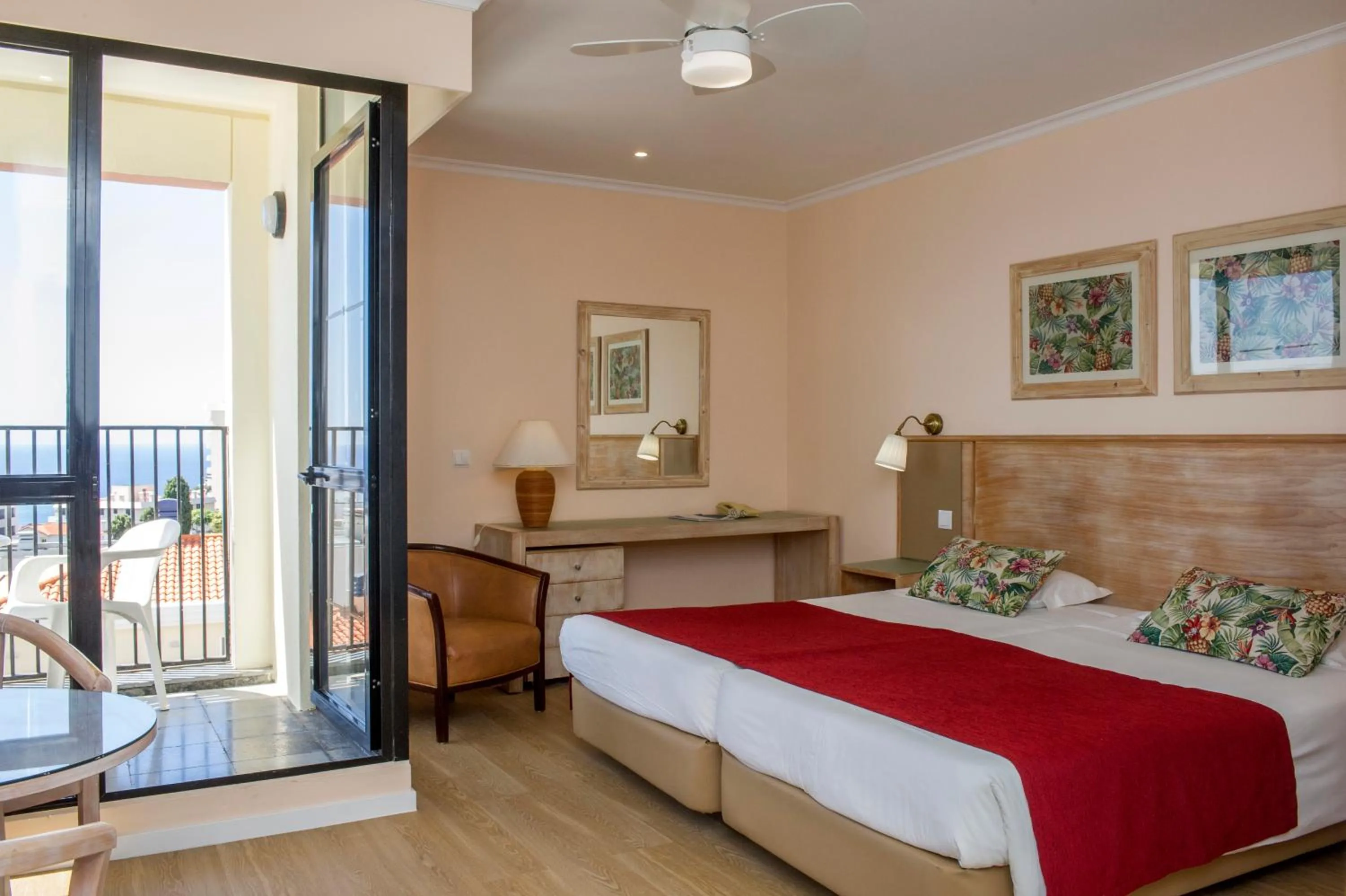 Bedroom, Bed in Dorisol Buganvilia Studio Hotel