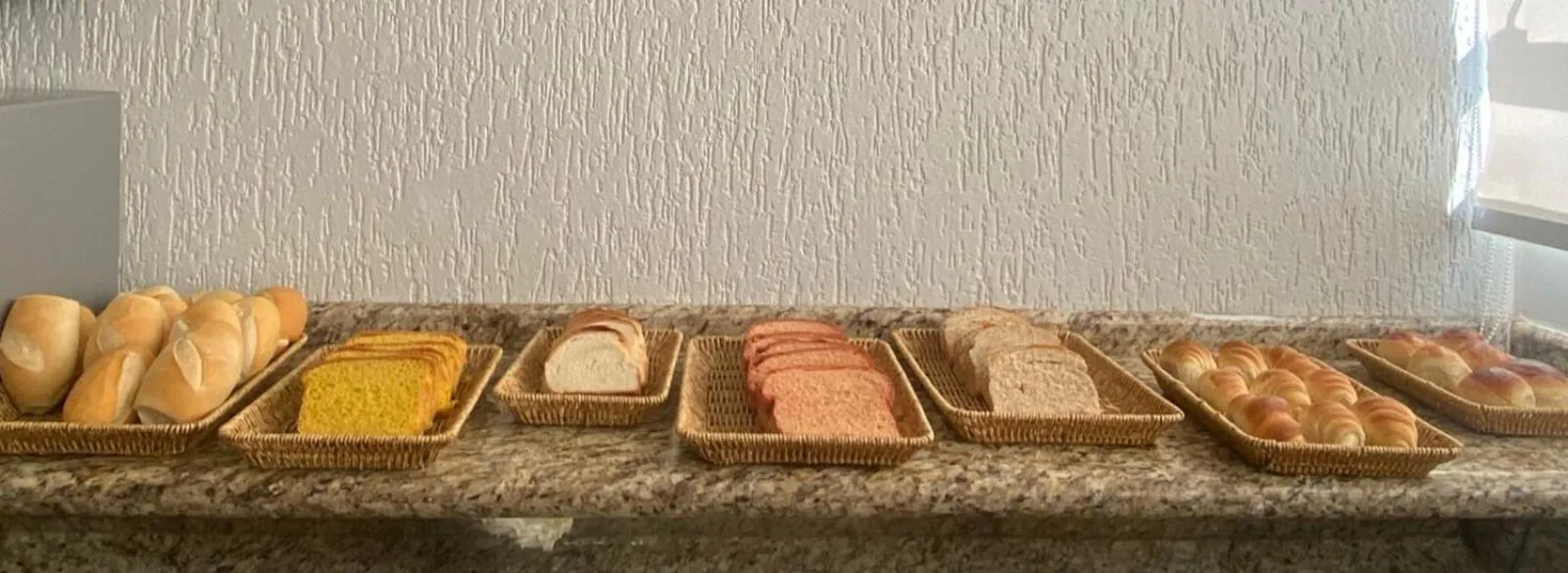 Breakfast in Santa Rosa Hotel