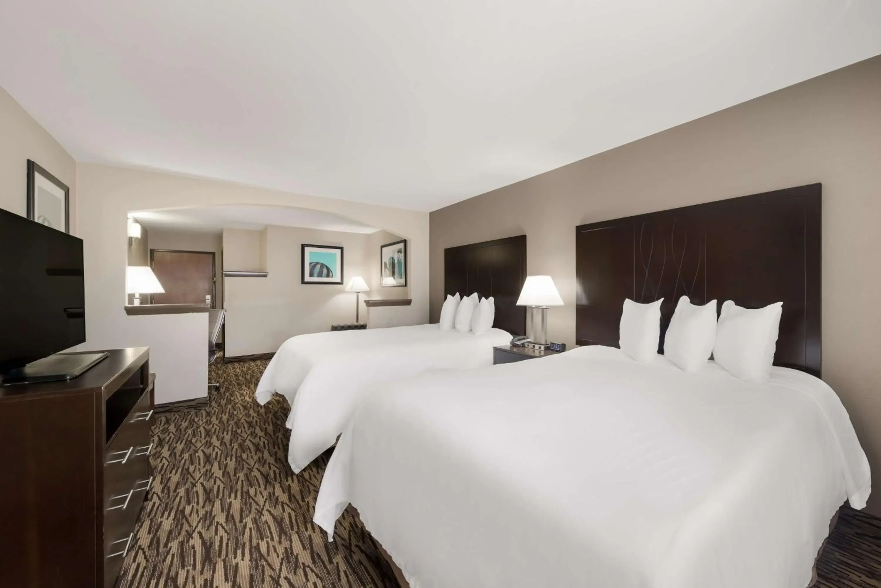 Bedroom, Bed in SureStay Plus Hotel by Best Western Plano Bedroom, Bed in SureStay Plus Hotel by Best Western Plano