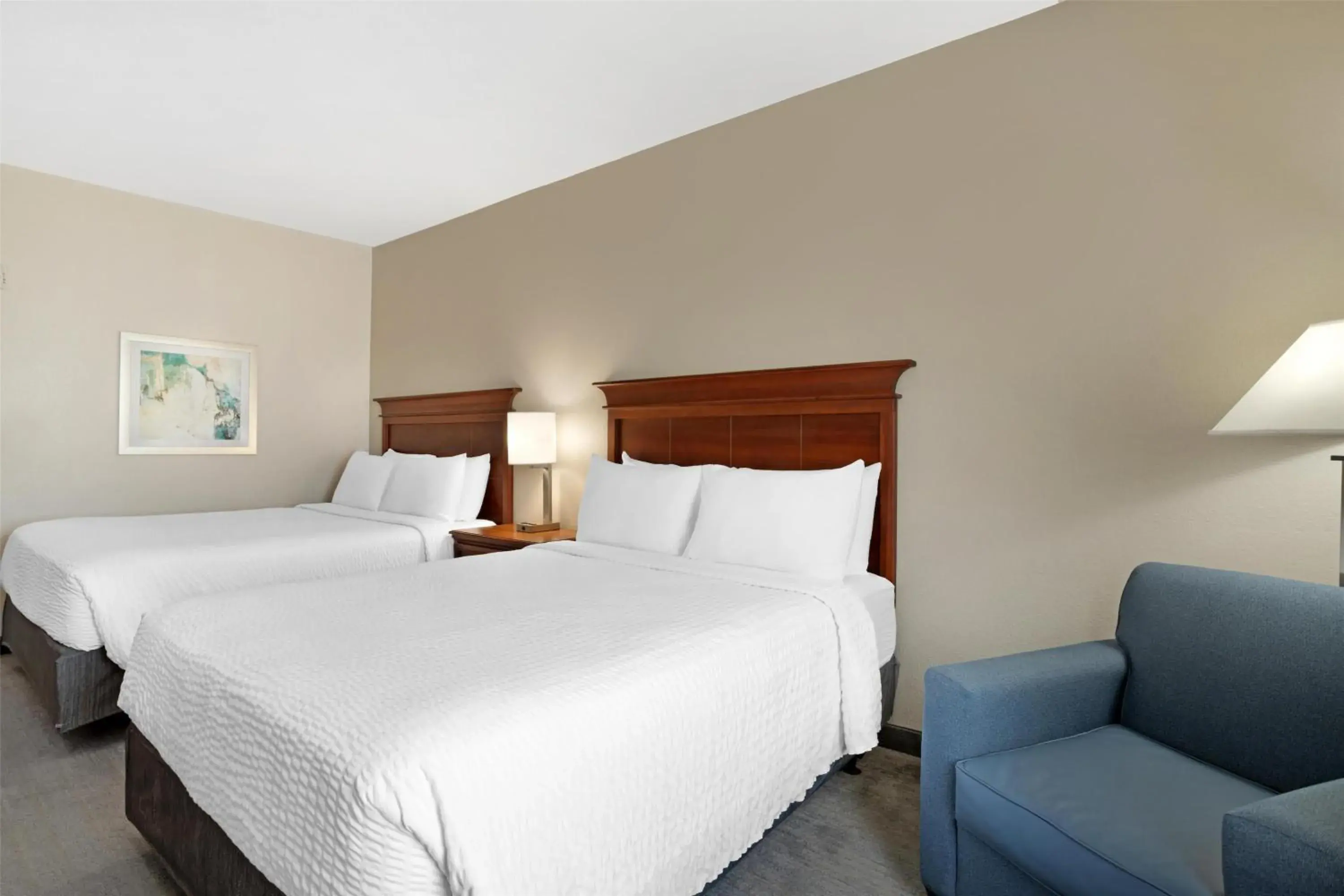 Bedroom, Bed in Best Western Plus Executive Hotel & Suites Bedroom, Bed in Best Western Plus Executive Hotel & Suites
