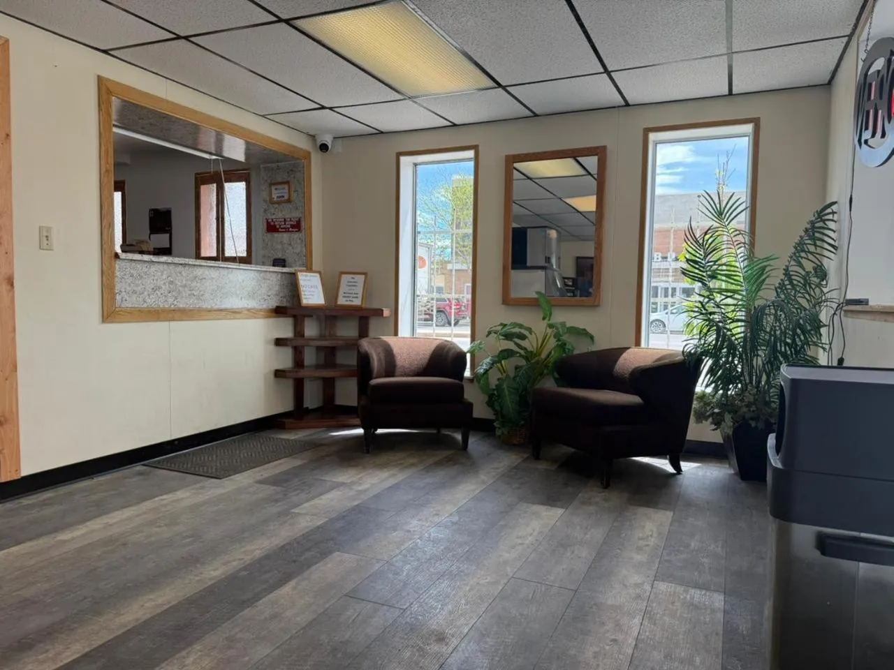 Lobby or reception in Tomahawk Motor Lodge By OYO Riverton US-26