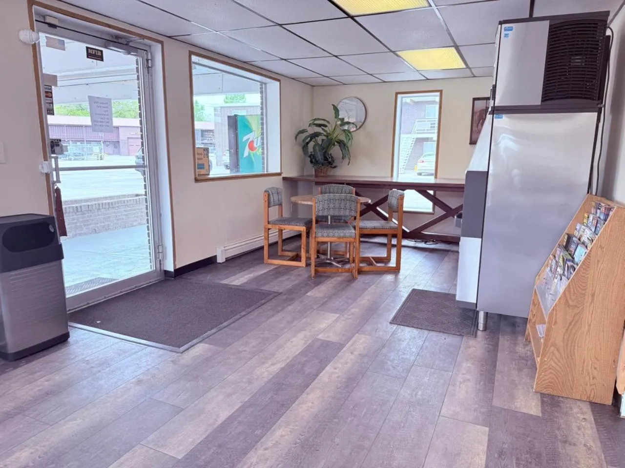 Lobby or reception in Tomahawk Motor Lodge By OYO Riverton US-26