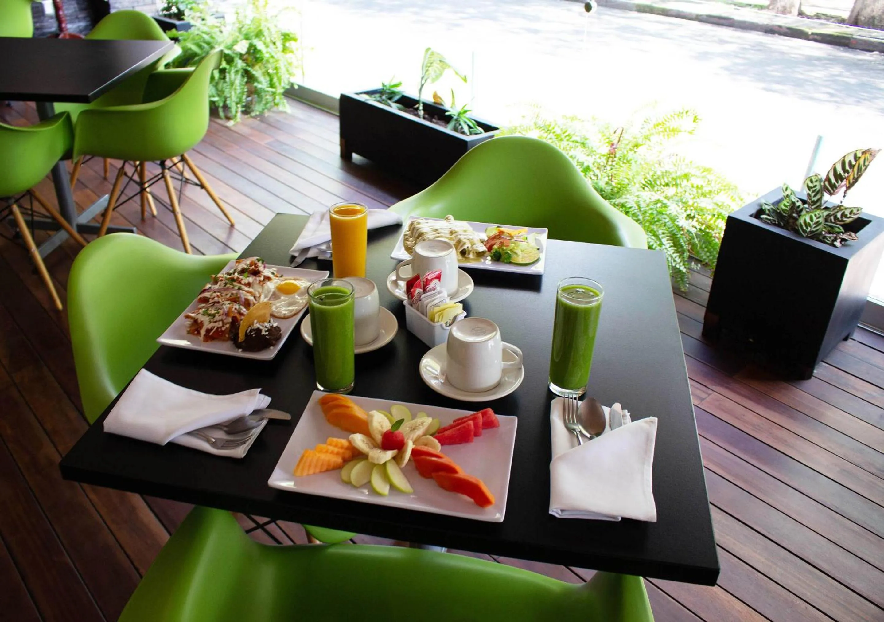 Lunch in Hotel Diana del Bosque by DOT Urban