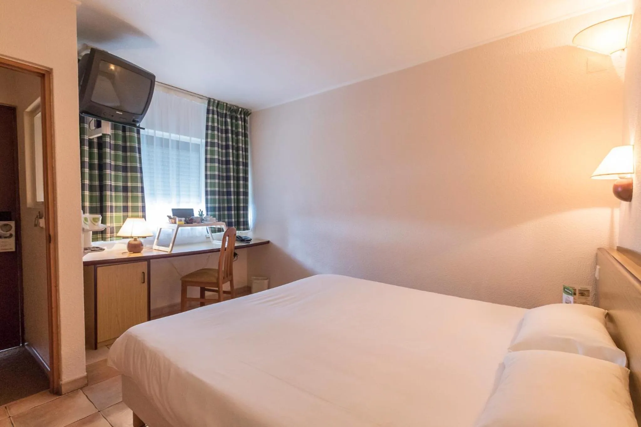 Bed in Campanile Setubal - Lisboa Sul