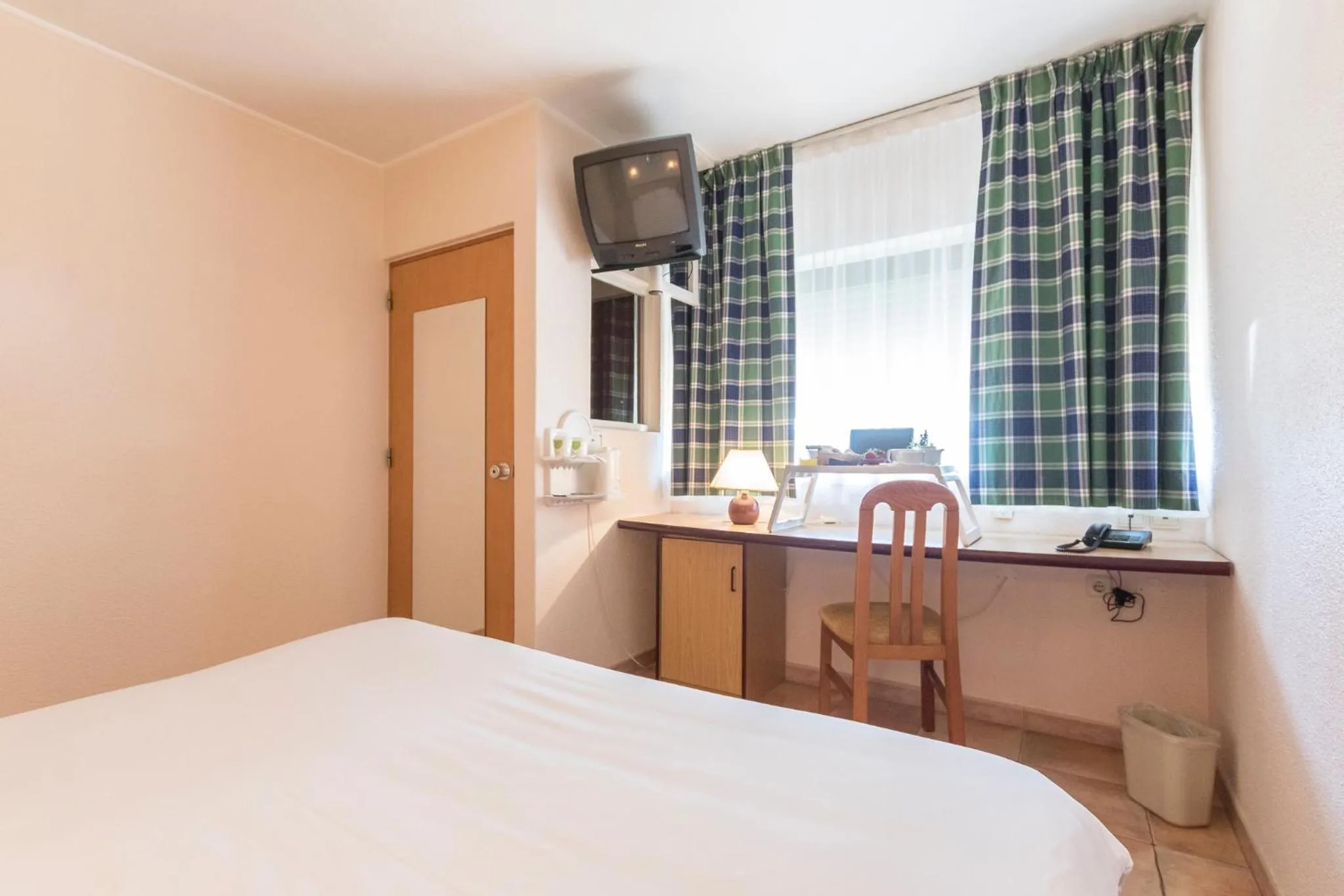 Bed in Campanile Setubal - Lisboa Sul