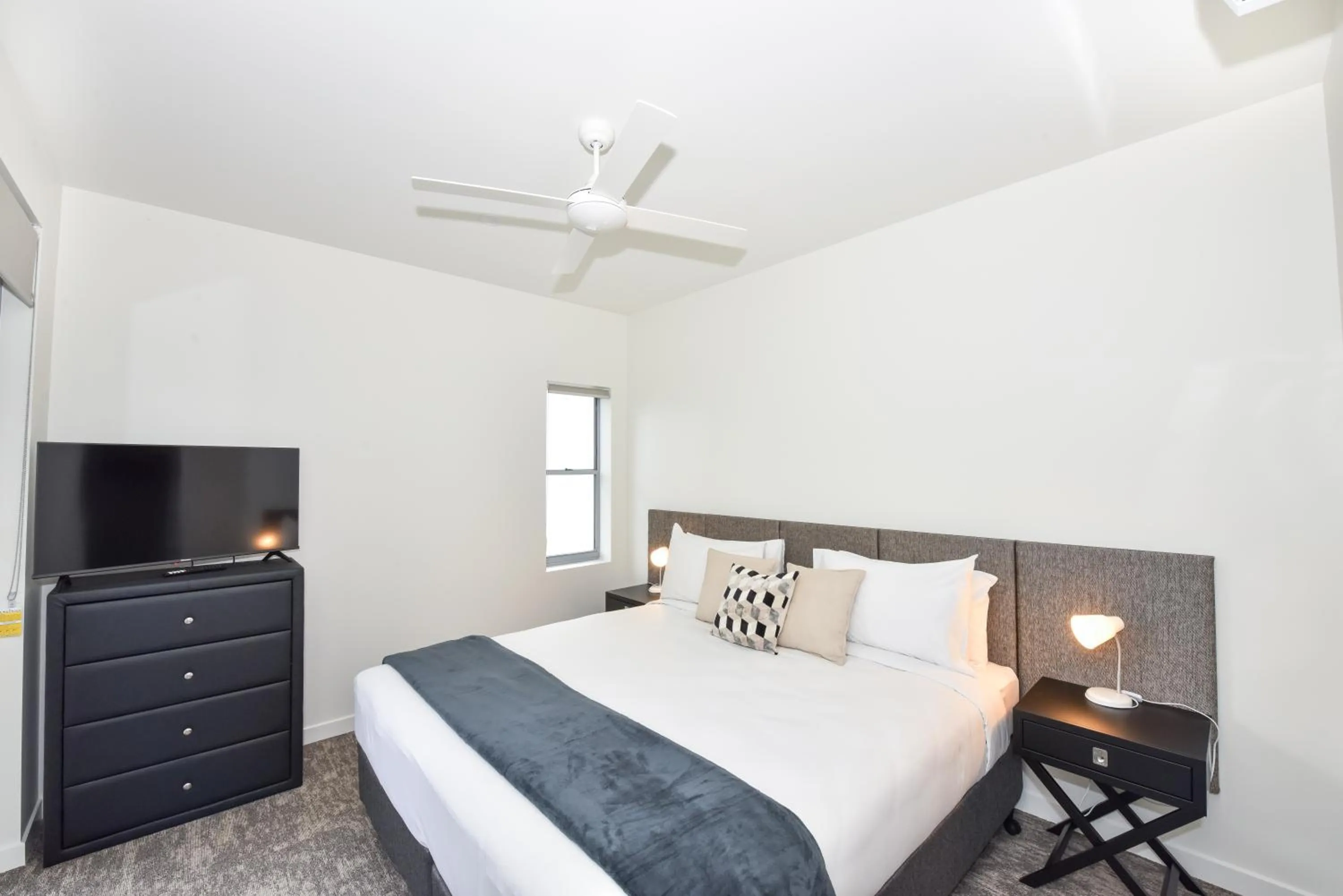 Bed in Brisbane International Virginia