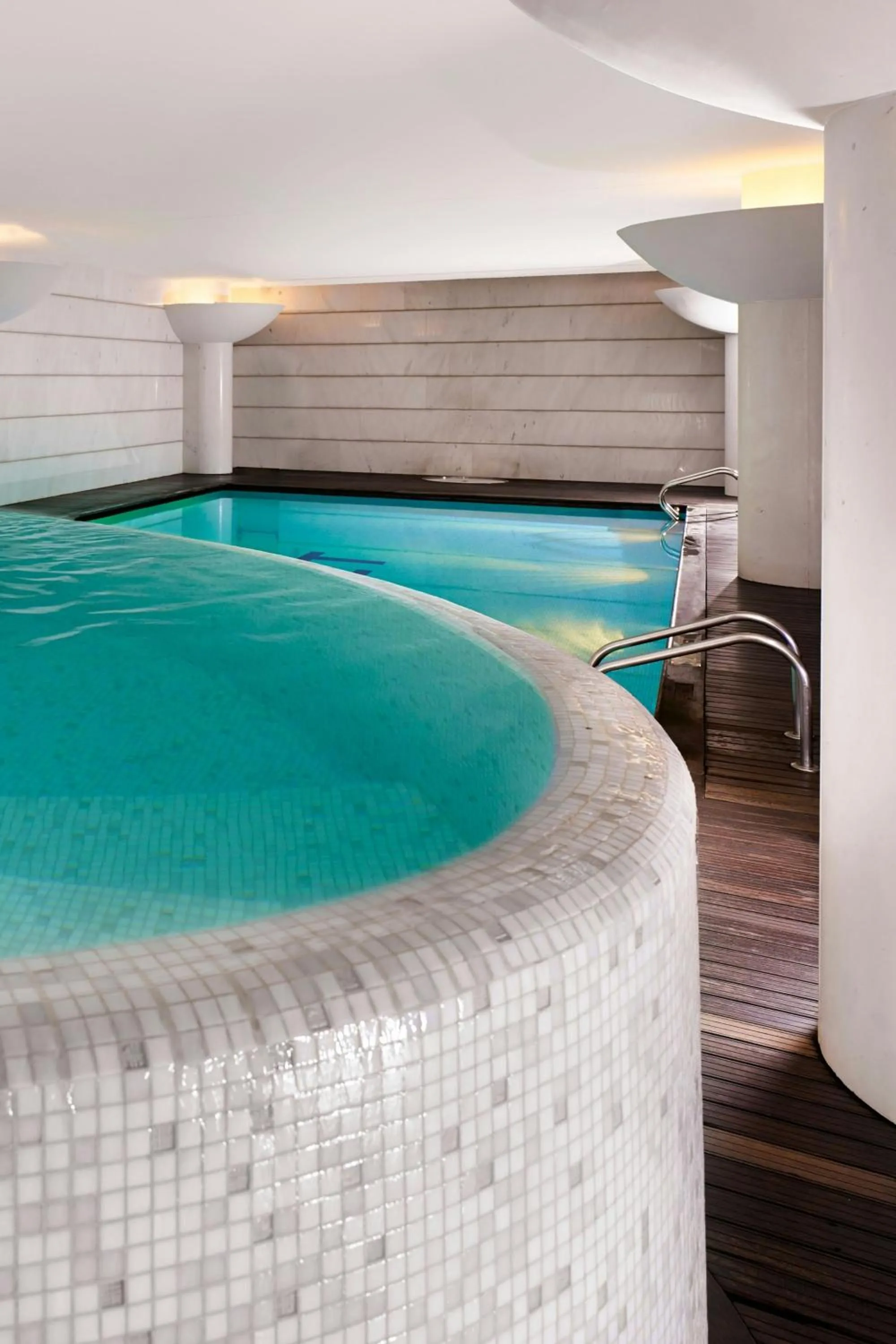 Swimming pool in Sheraton Porto Hotel & Spa