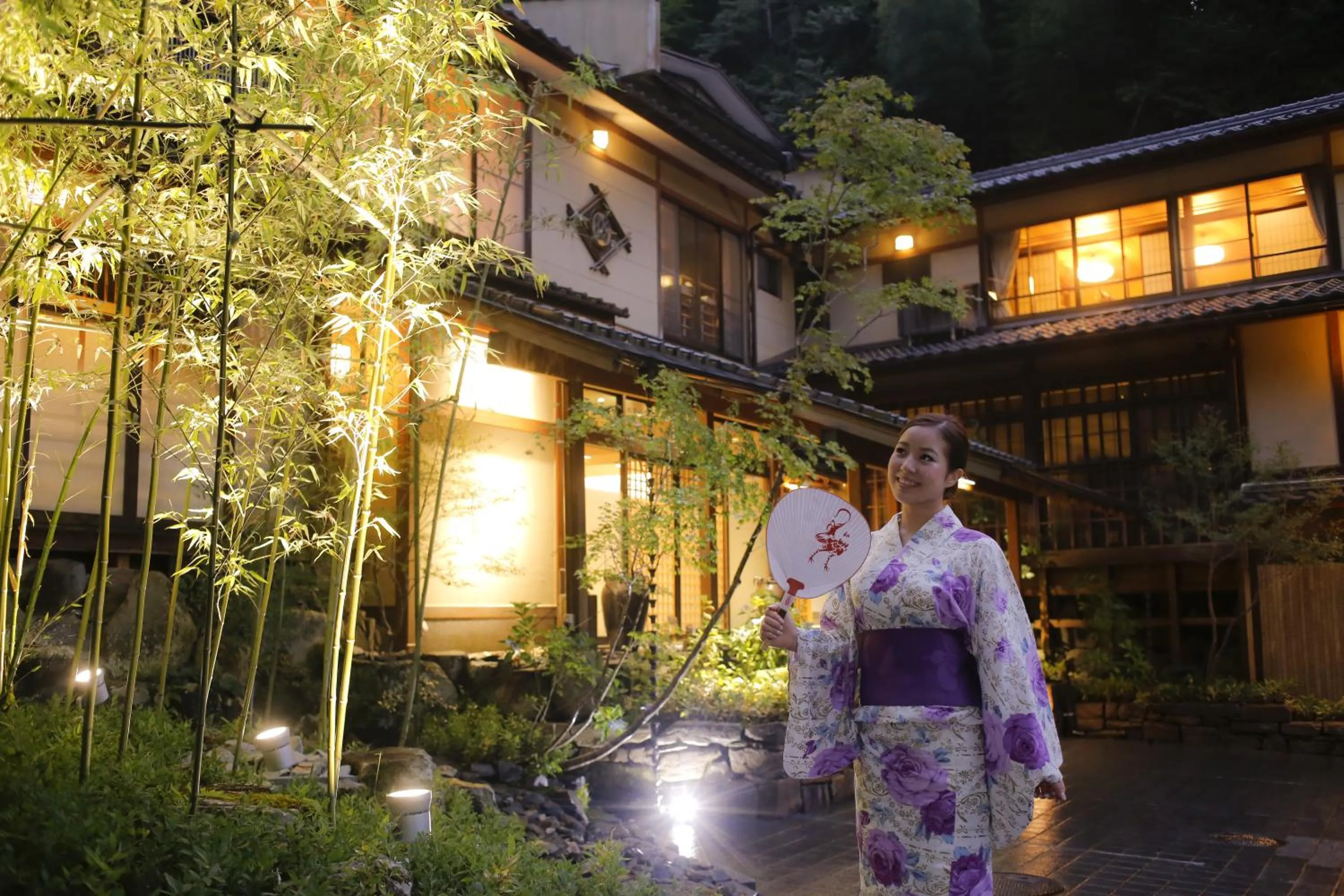 Facade/entrance in Yuraku Kinosaki Spa & Gardens