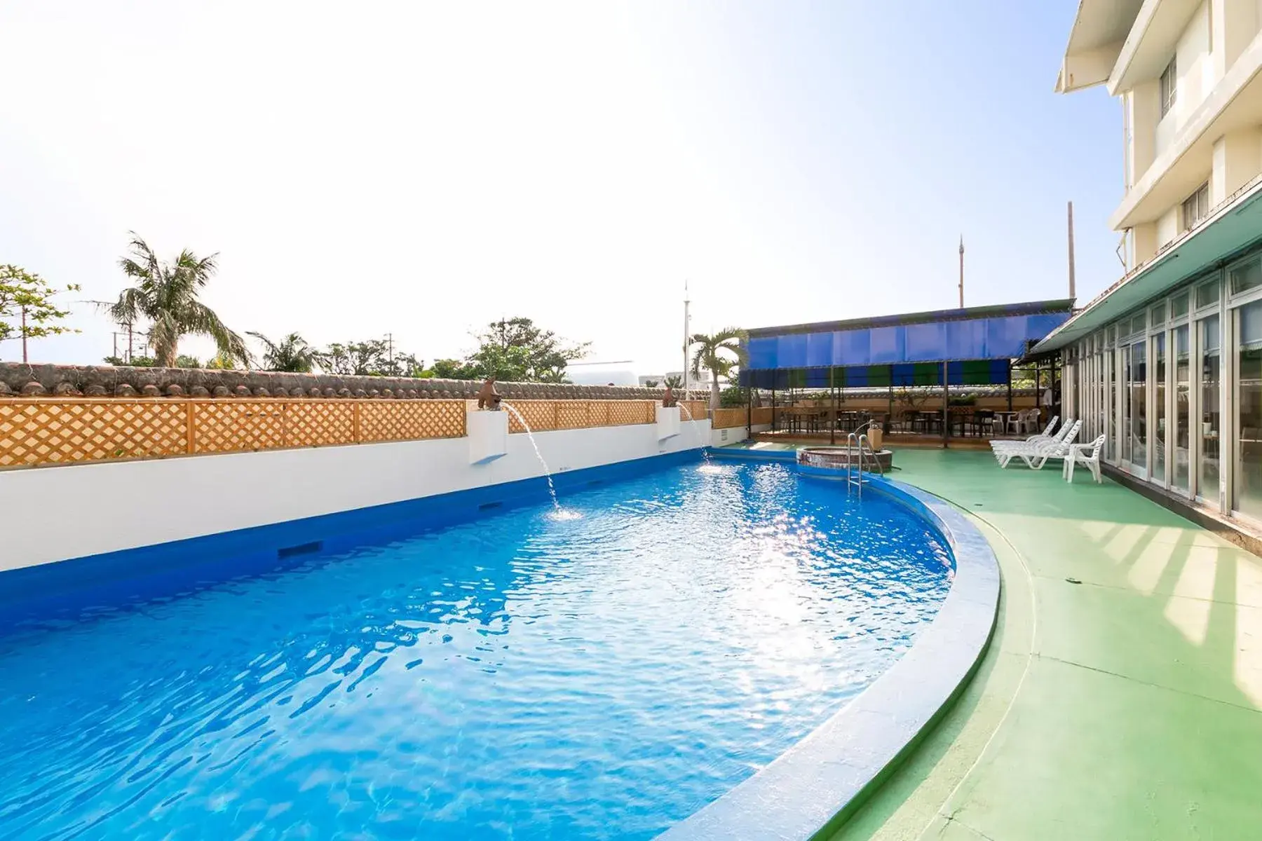 Swimming pool in Hotel Miyahira Swimming pool in Hotel Miyahira
