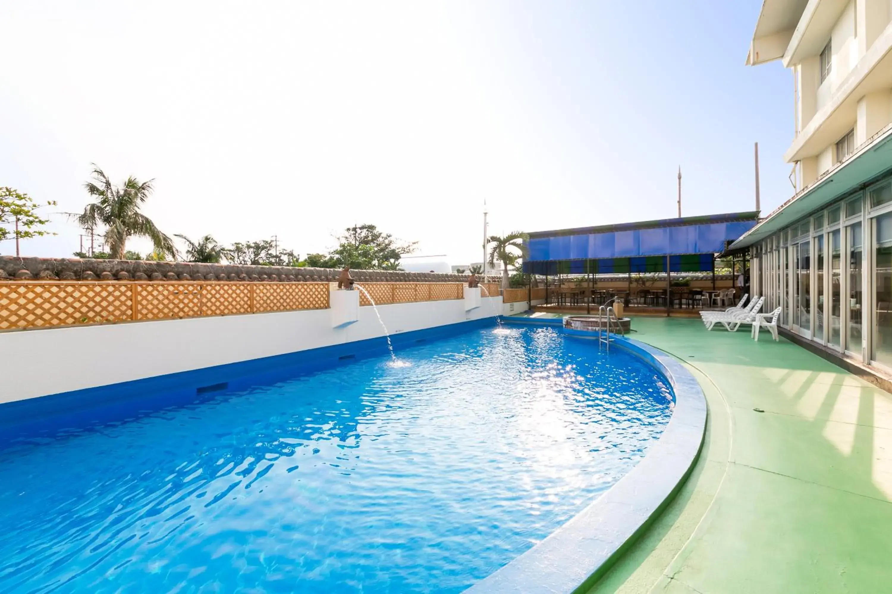 Swimming pool in Hotel Miyahira Swimming pool in Hotel Miyahira