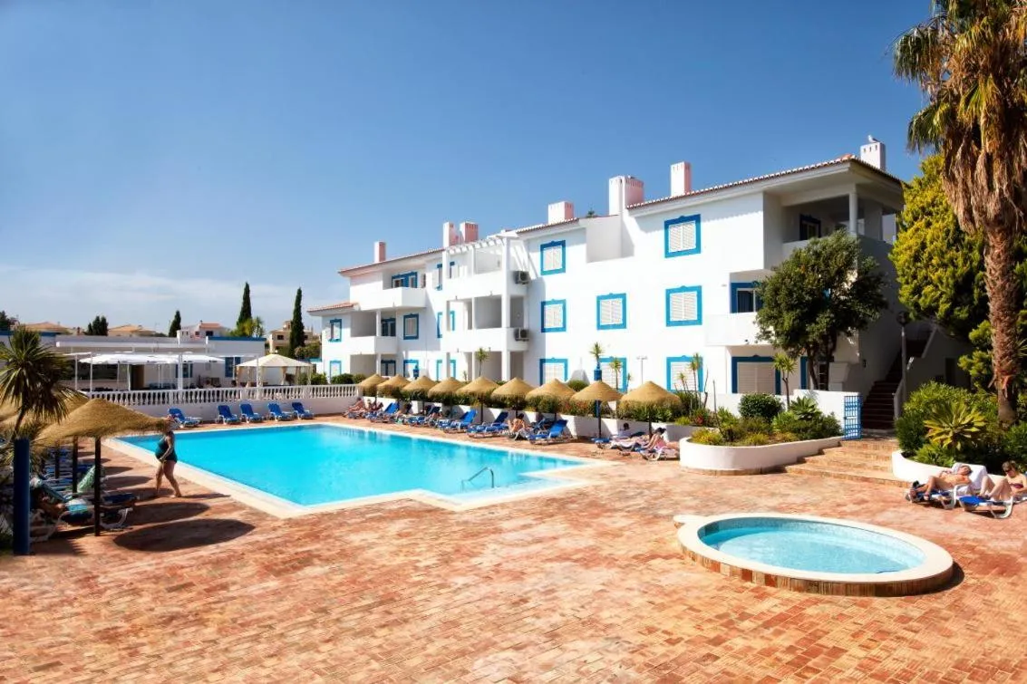Swimming pool in Agua Hotels Vila Branca