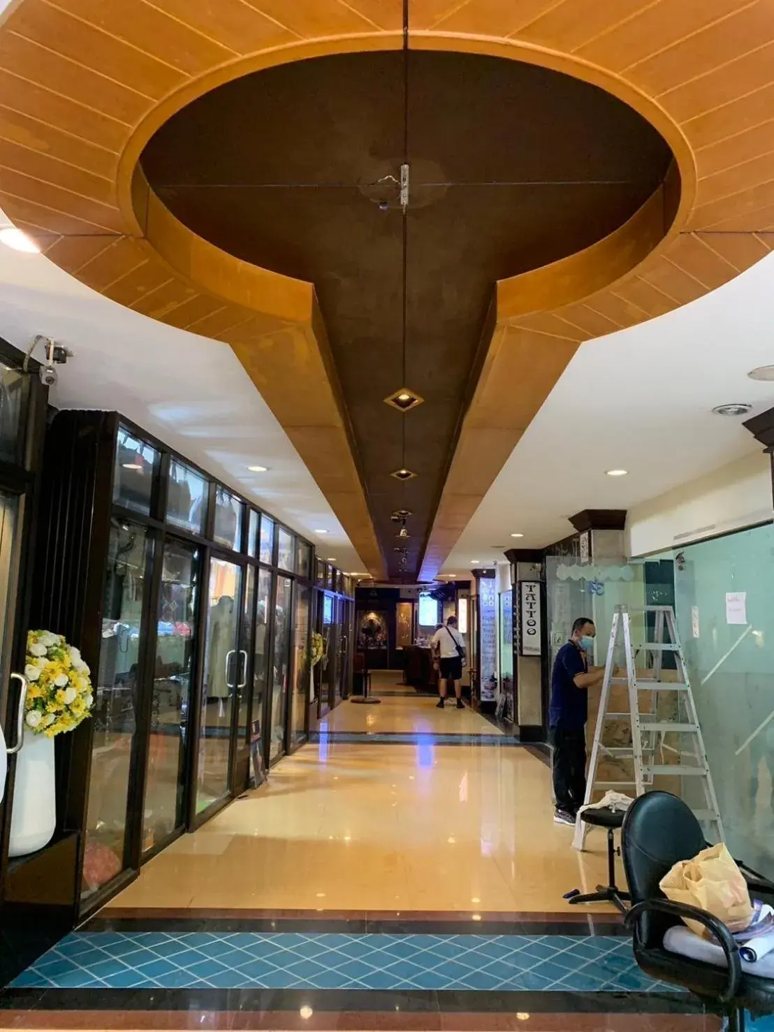 Rambuttri House Rambuttri House