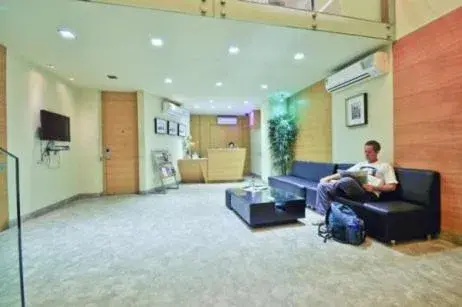 Lobby or reception in Middleton Inn Lobby or reception in Middleton Inn